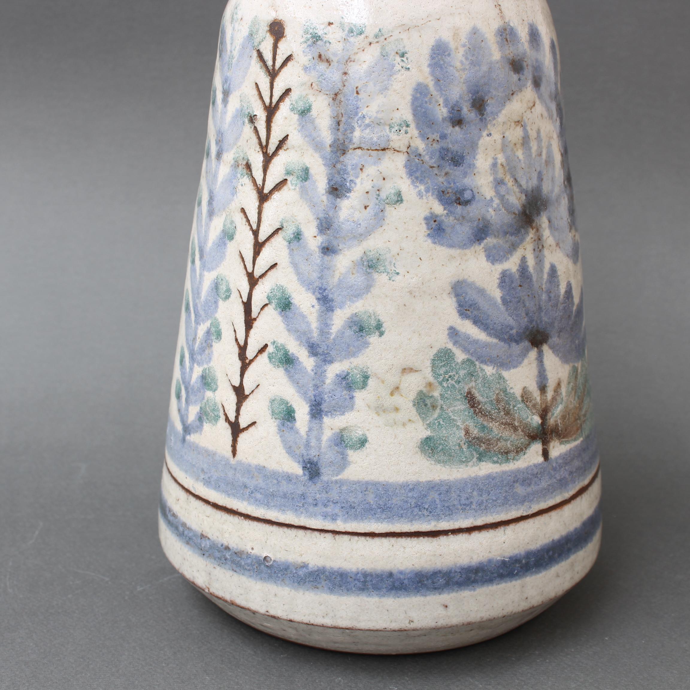 French Vintage Ceramic Flower Vase by Le Mûrier (circa 1960s) For Sale 2
