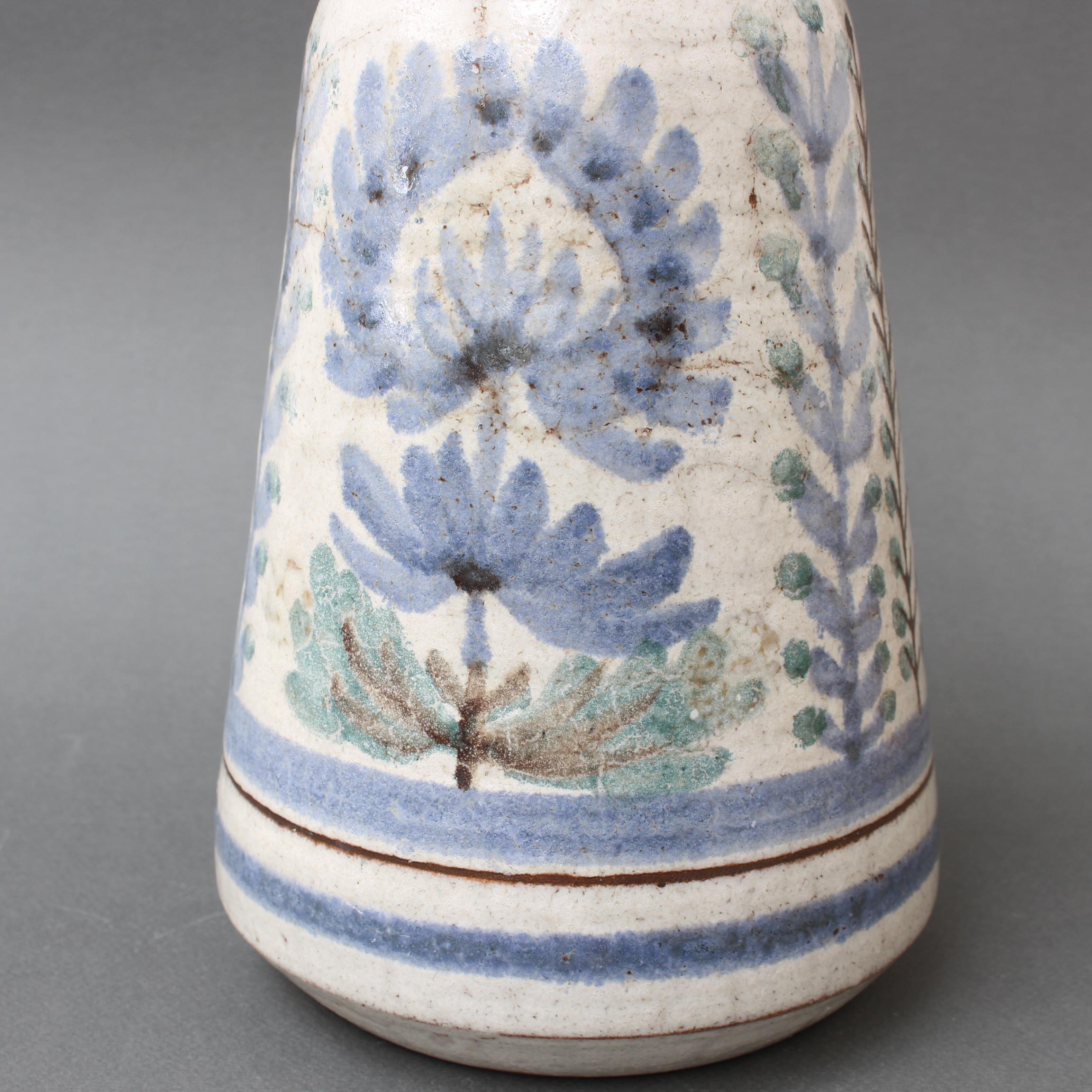 French Vintage Ceramic Flower Vase by Le Mûrier (circa 1960s) For Sale 3