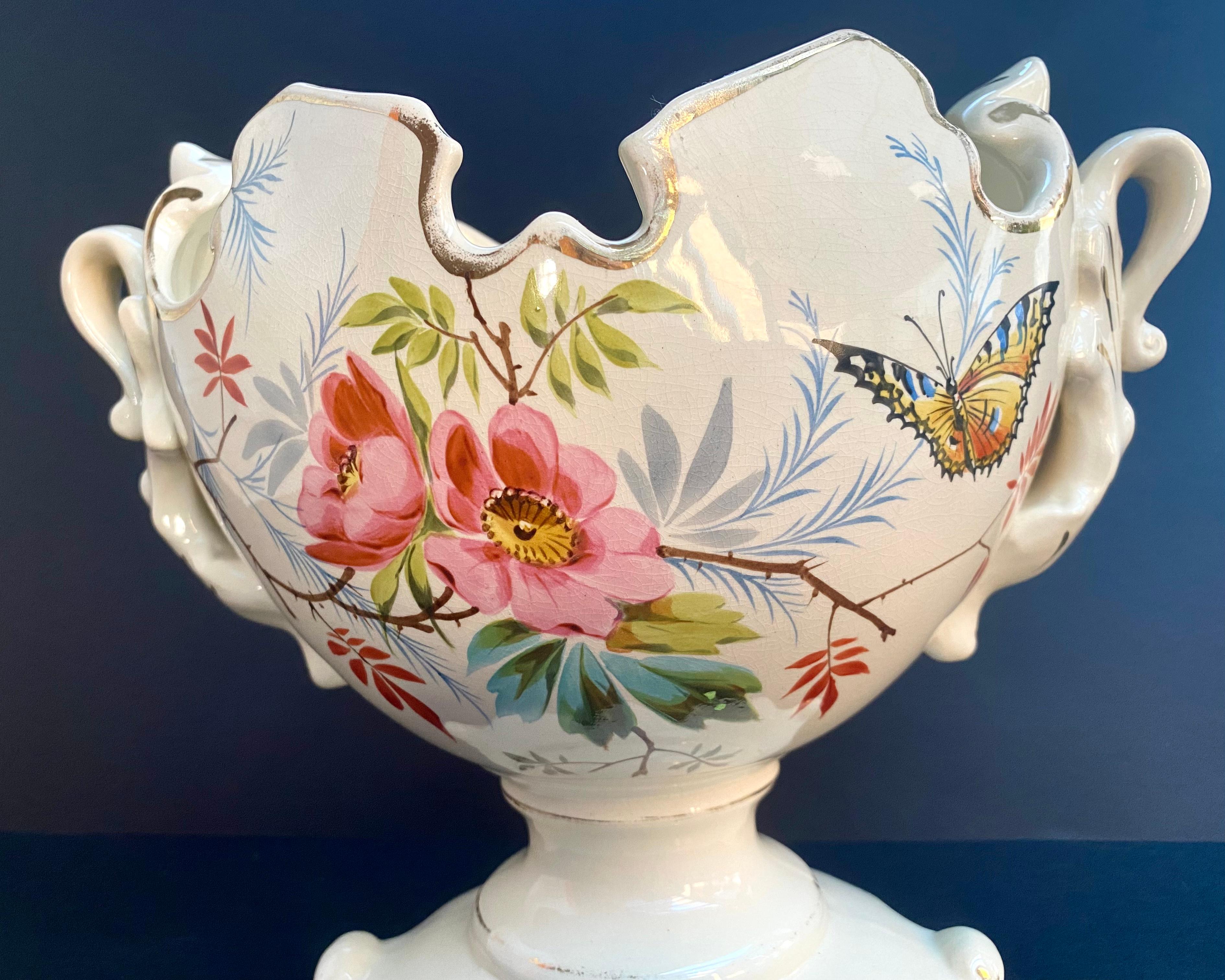 Jardinière en céramique française vintage, 1950  Vase en porcelaine à motif floral en vente 1