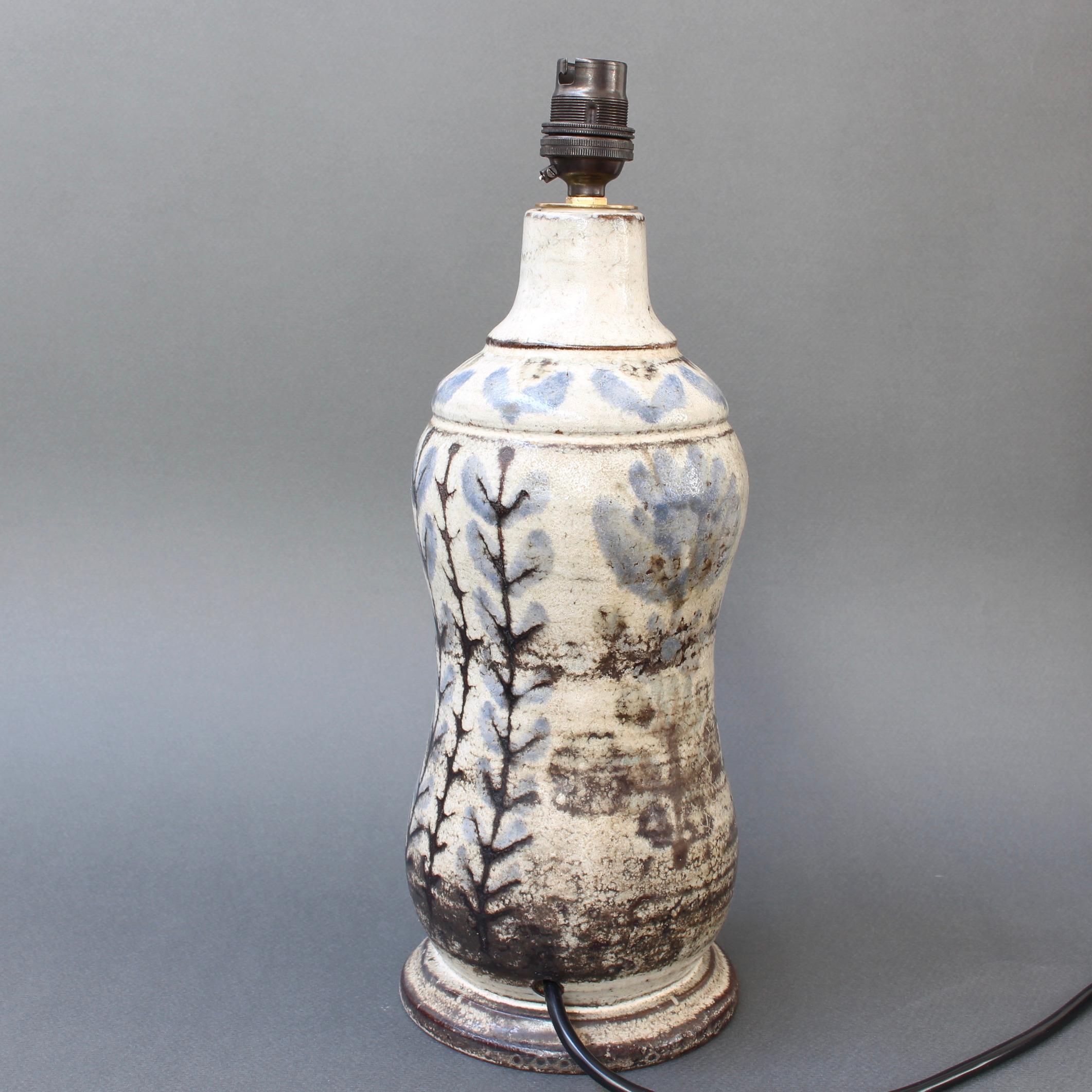 French Vintage Ceramic Table Lamp by Le Mûrier Studios 'circa 1960s' In Good Condition In London, GB