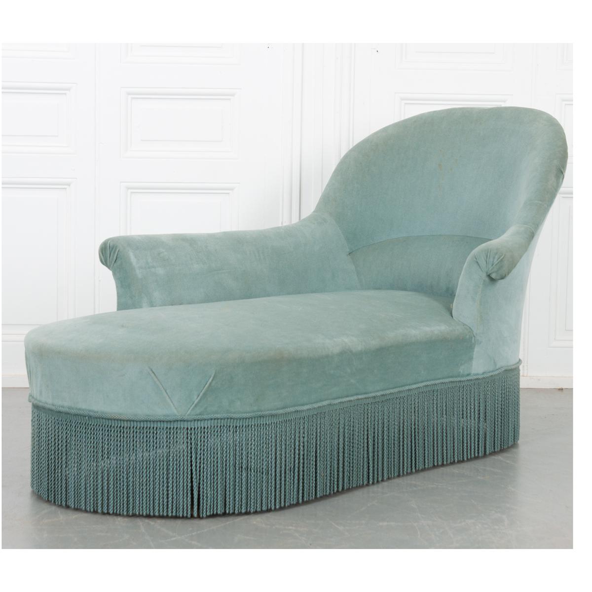 vintage chaise lounge