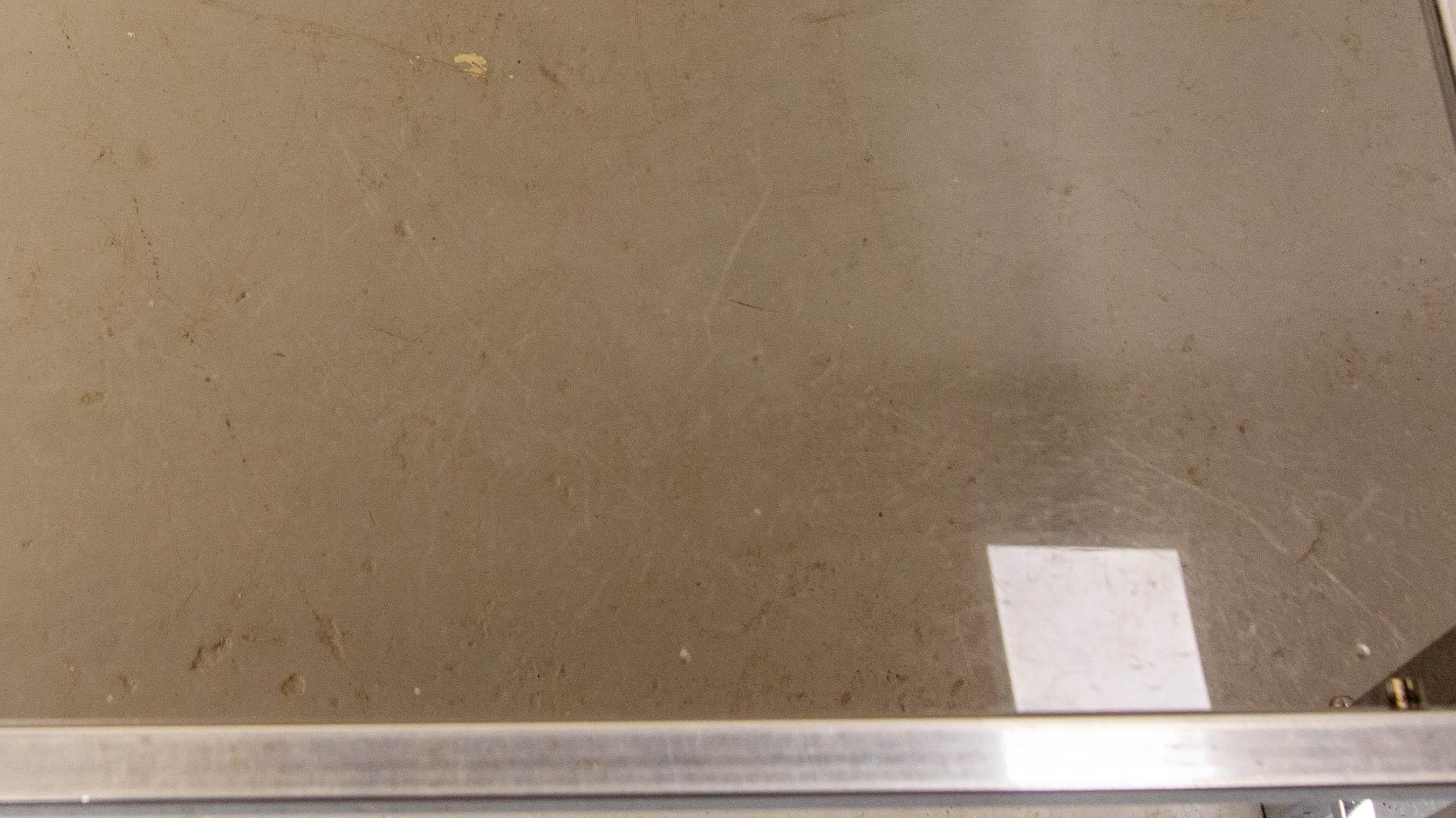 Table basse française vintage, chrome et verre fumé, circa 1970 en vente 4