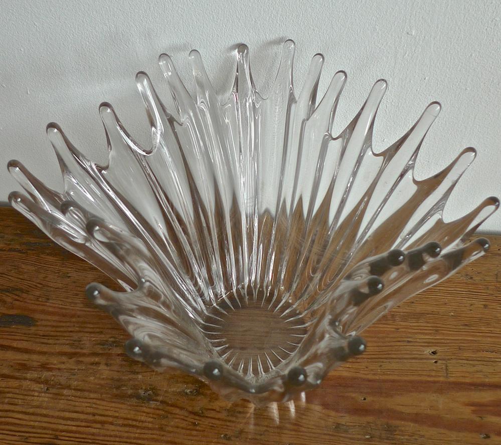 French Vintage Crystal Bowl In Good Condition For Sale In Santa Monica, CA