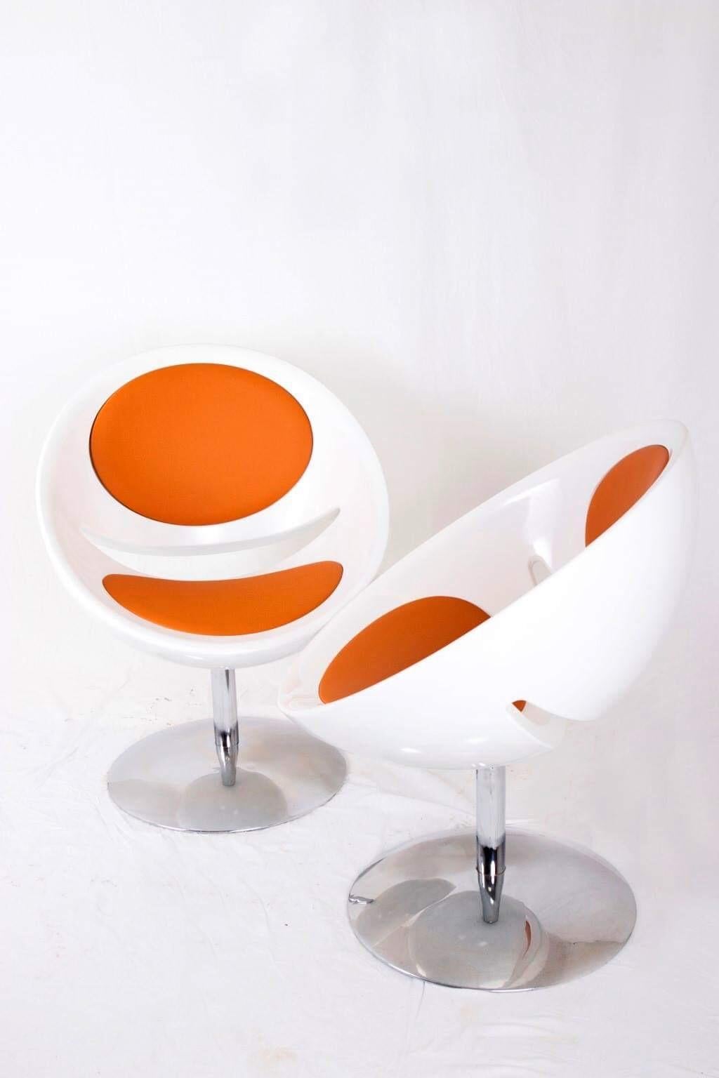 French double mirror eggs armchairs designed by Pierre Guariche and Steiner Factory made in Paris .The armchairs are restored in restored white paint and new leatherette. Very large and comfortable armchair that rotates.