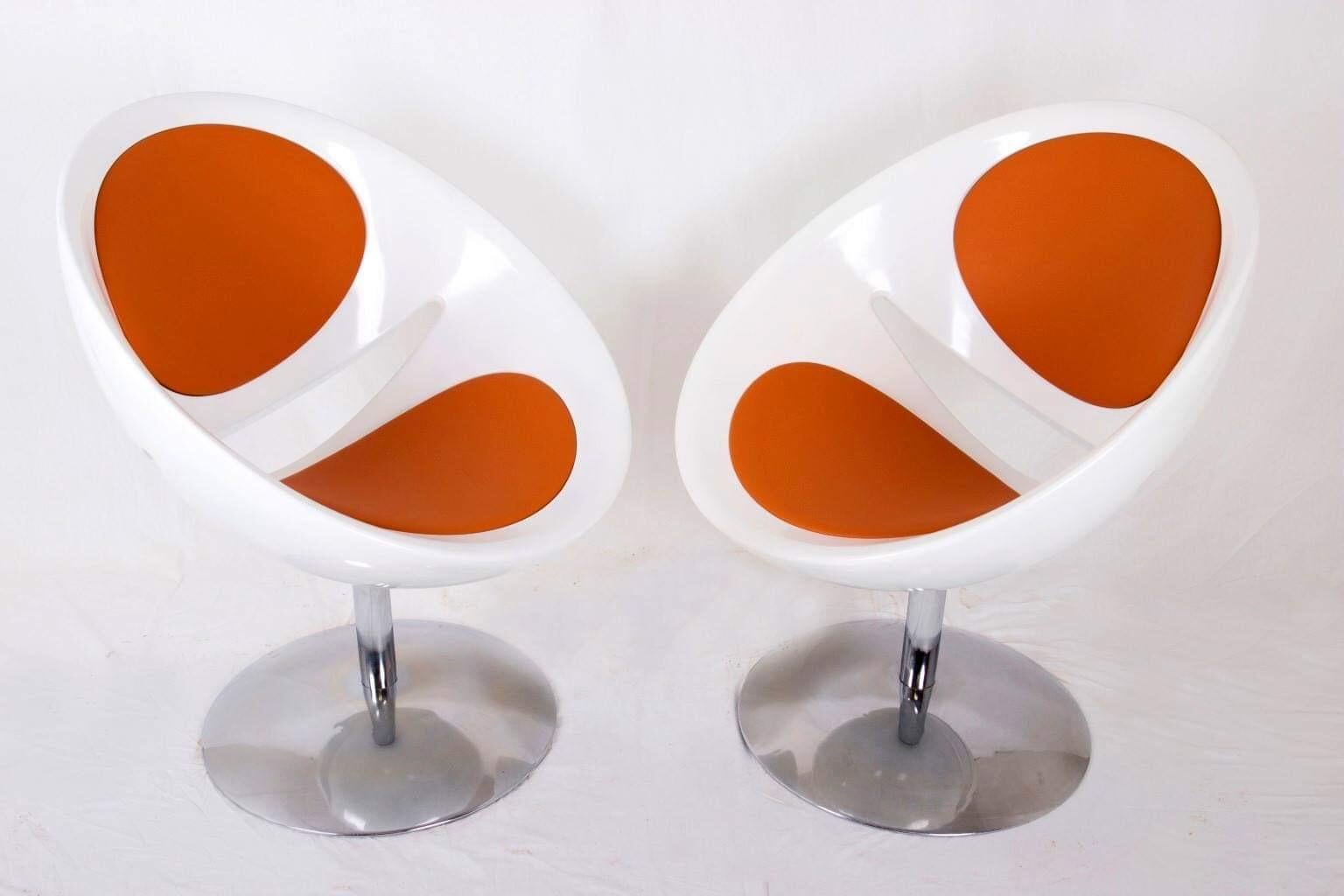 Mid-20th Century French Vintage Double Mirror Egg Armchairs Designed by Pierre Guariche For Sale