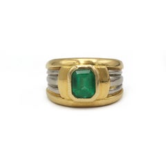 Anello con sigillo vintage francese con smeraldo, in oro bicolore 18 carati