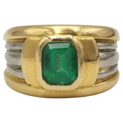 Anello con sigillo vintage francese con smeraldo, in oro bicolore 18 carati