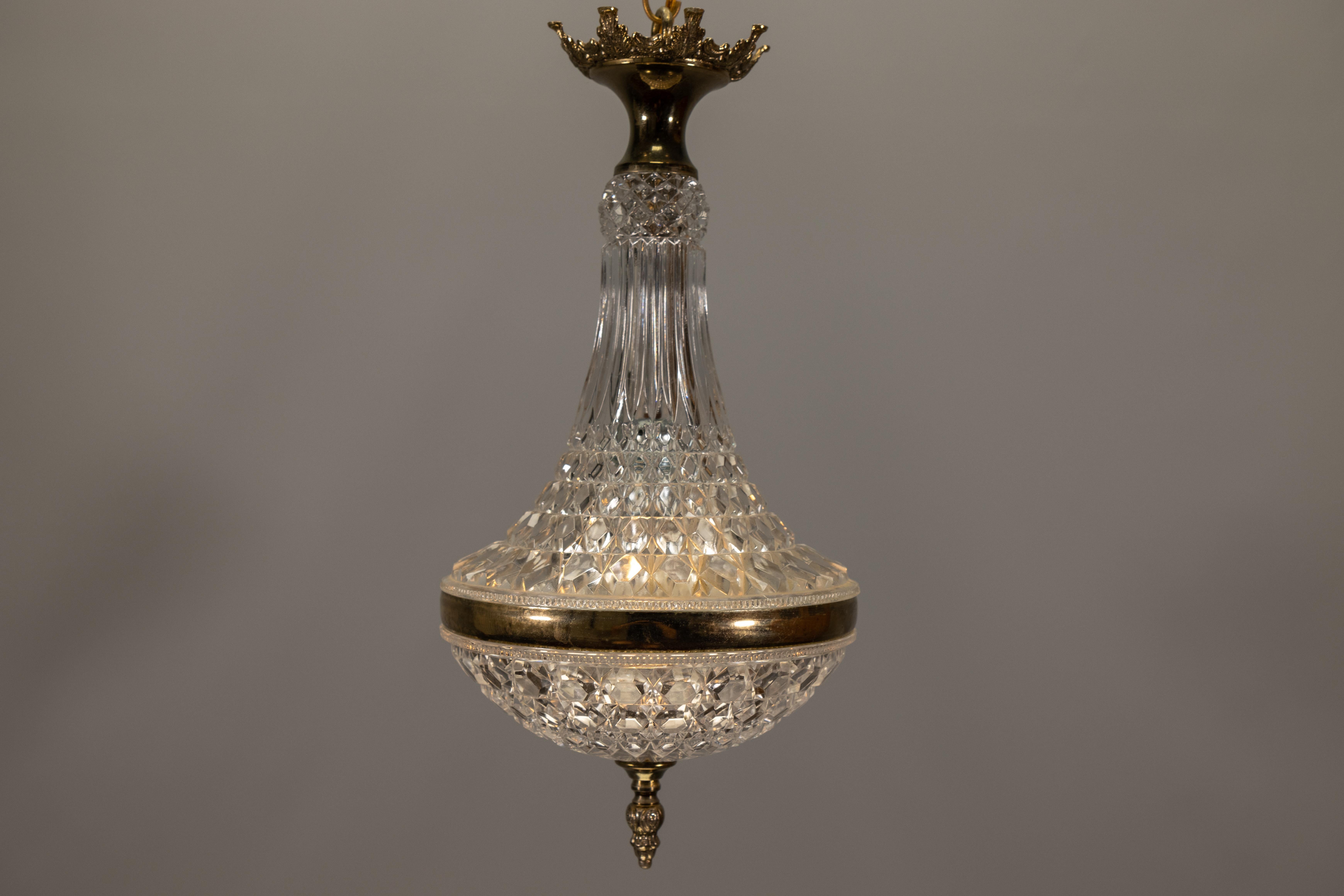 Late 20th Century French Vintage Empire Style Crystal Basket Pendant Chandelier in Brass and Glass For Sale