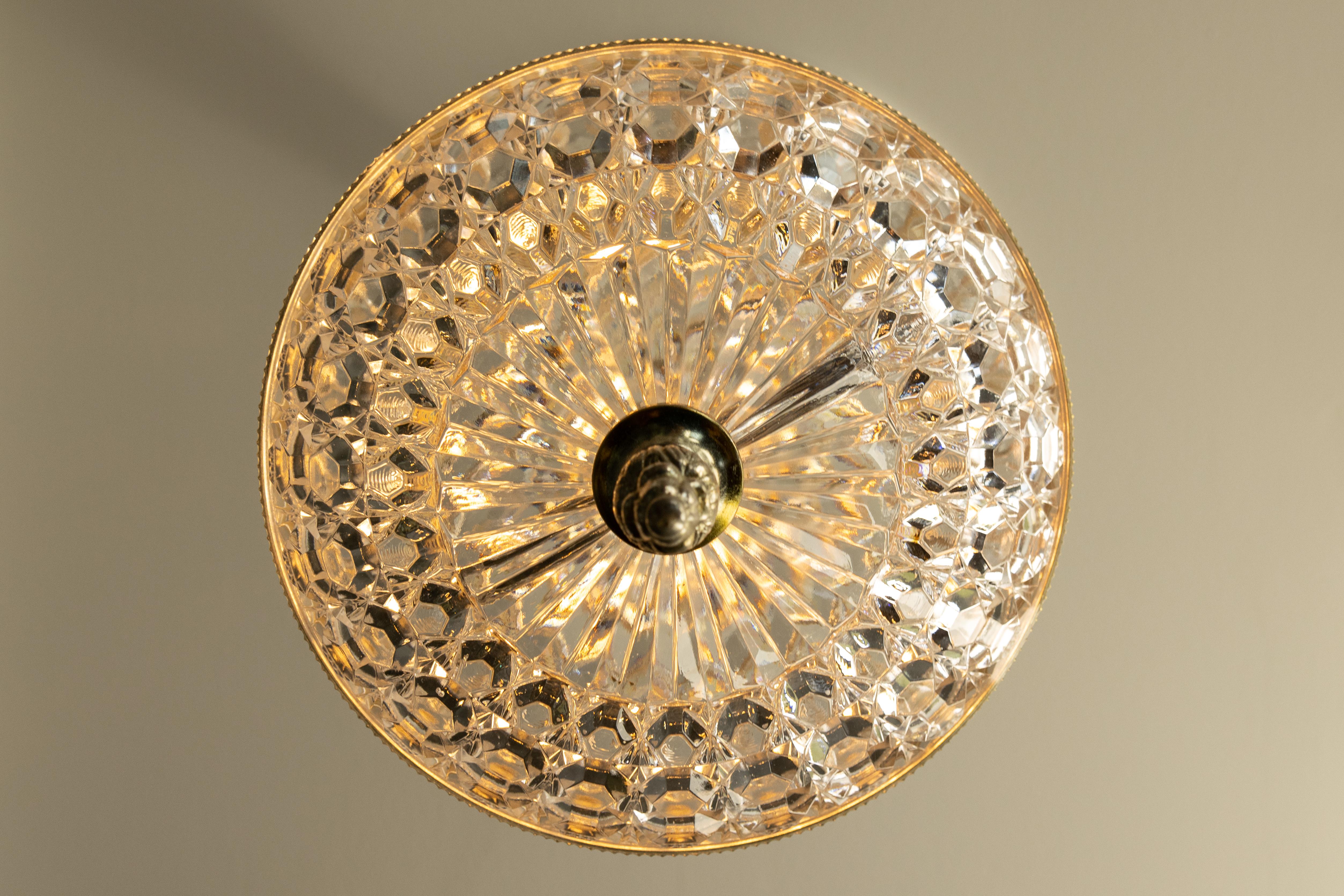 French Vintage Empire Style Crystal Basket Pendant Chandelier in Brass and Glass For Sale 4