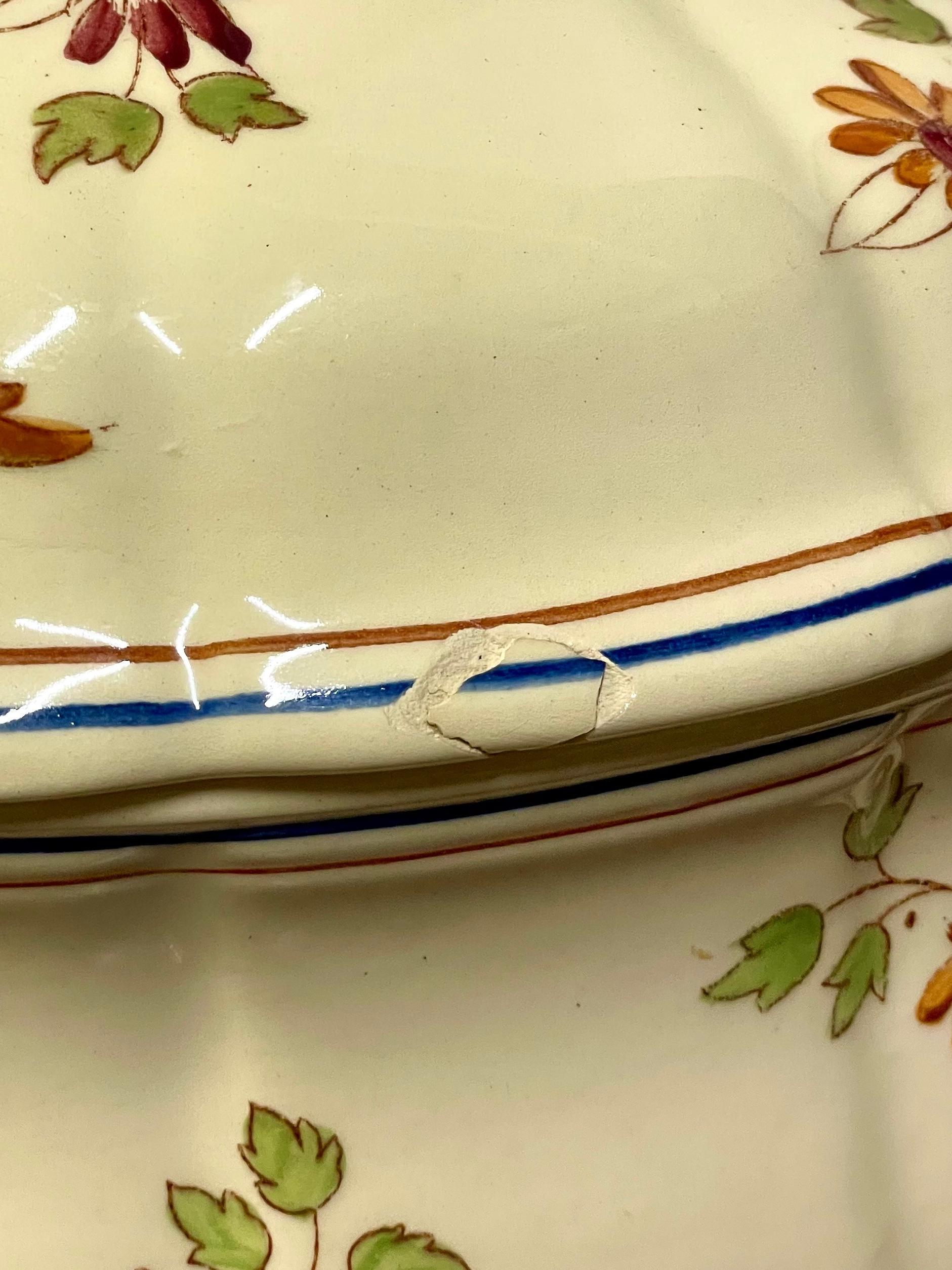 Moustiers by Longchamp French Faience Dinner Service for 12  For Sale 6