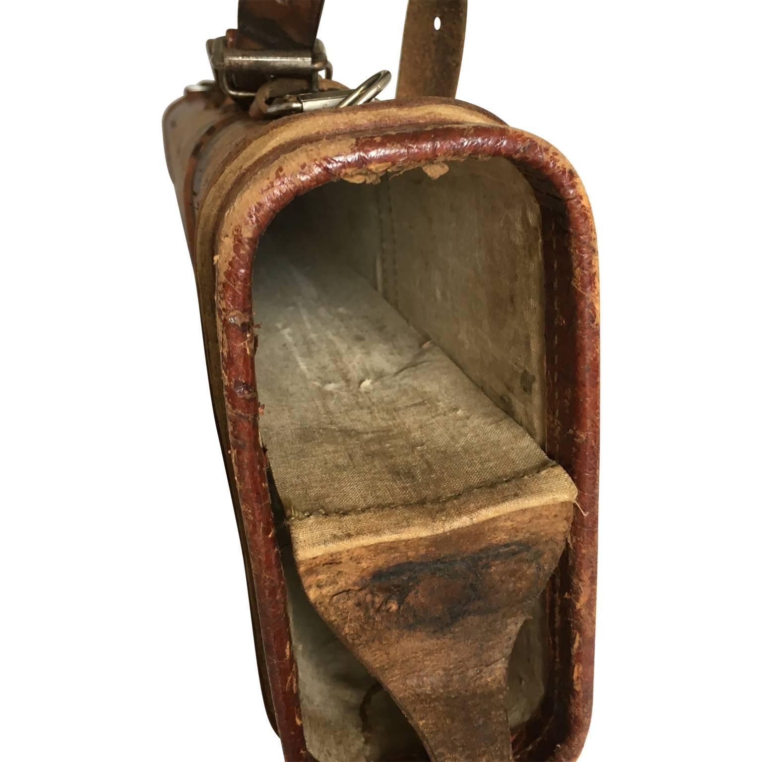 vintage leather shotgun case