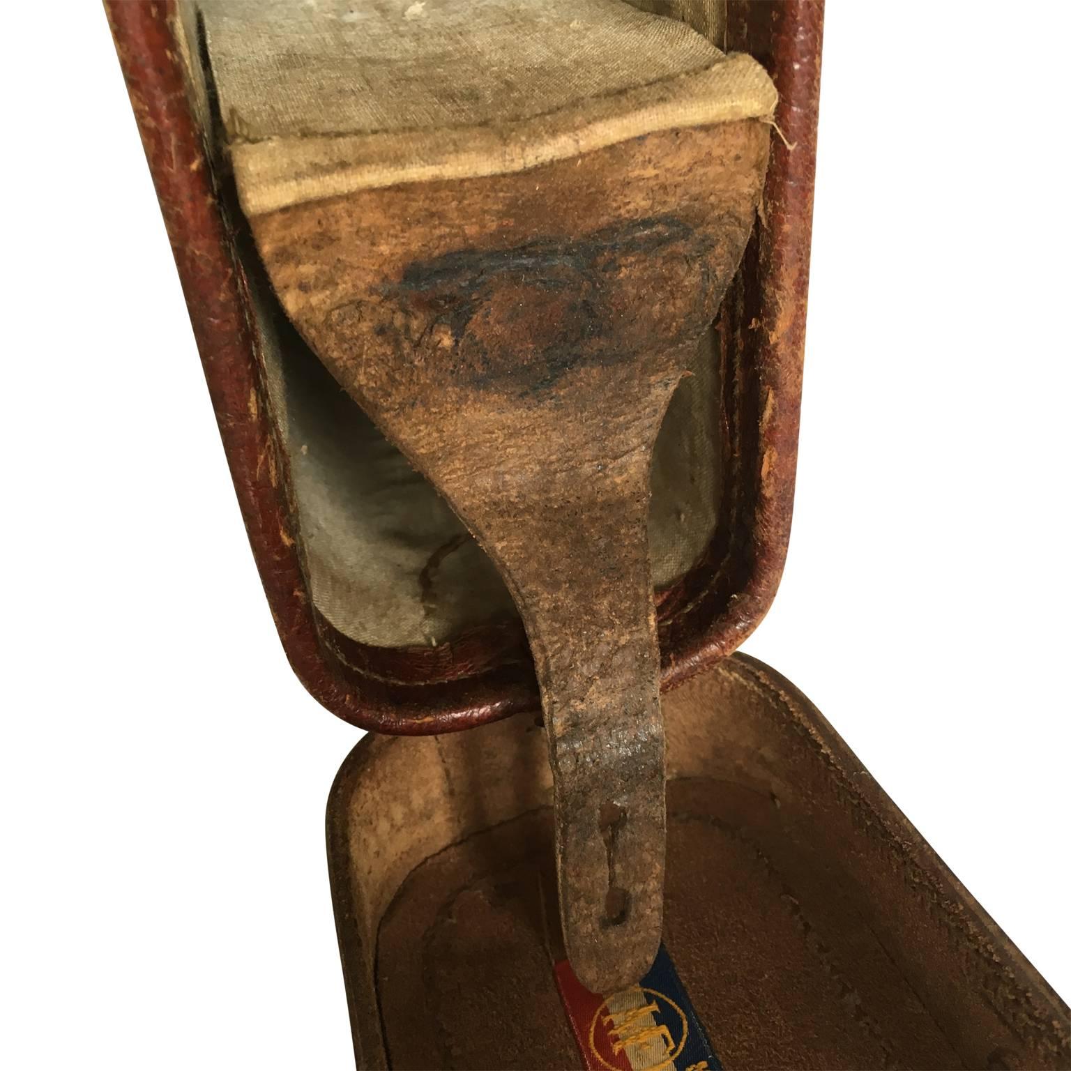Rustic French Vintage Faux Croc Leather Leg Of Mutton Gun Case, “Manufacture Francaise” For Sale