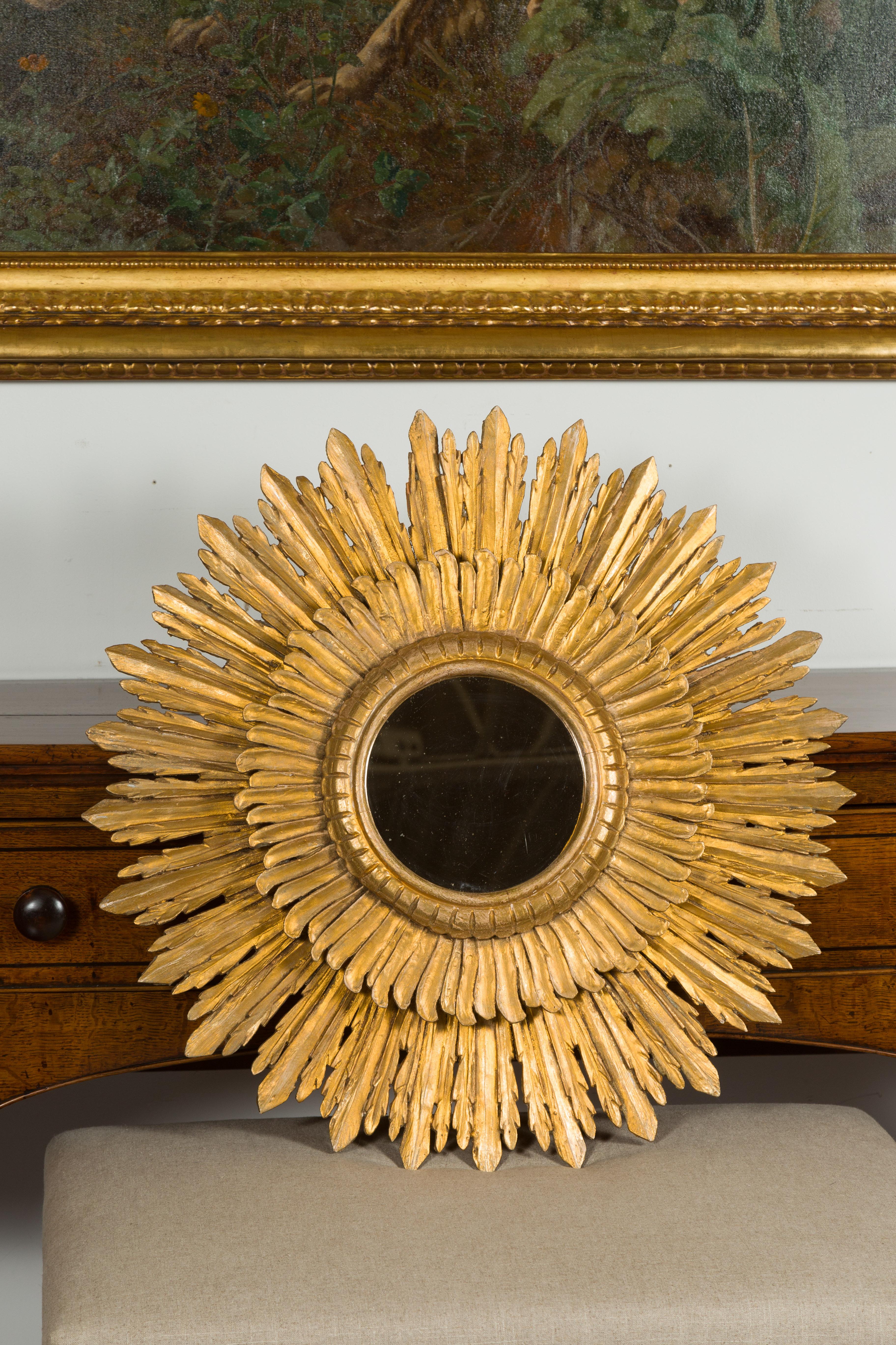 French Vintage Giltwood Two-Layer Sunburst Mirror with Small Mirror Plate In Good Condition In Atlanta, GA