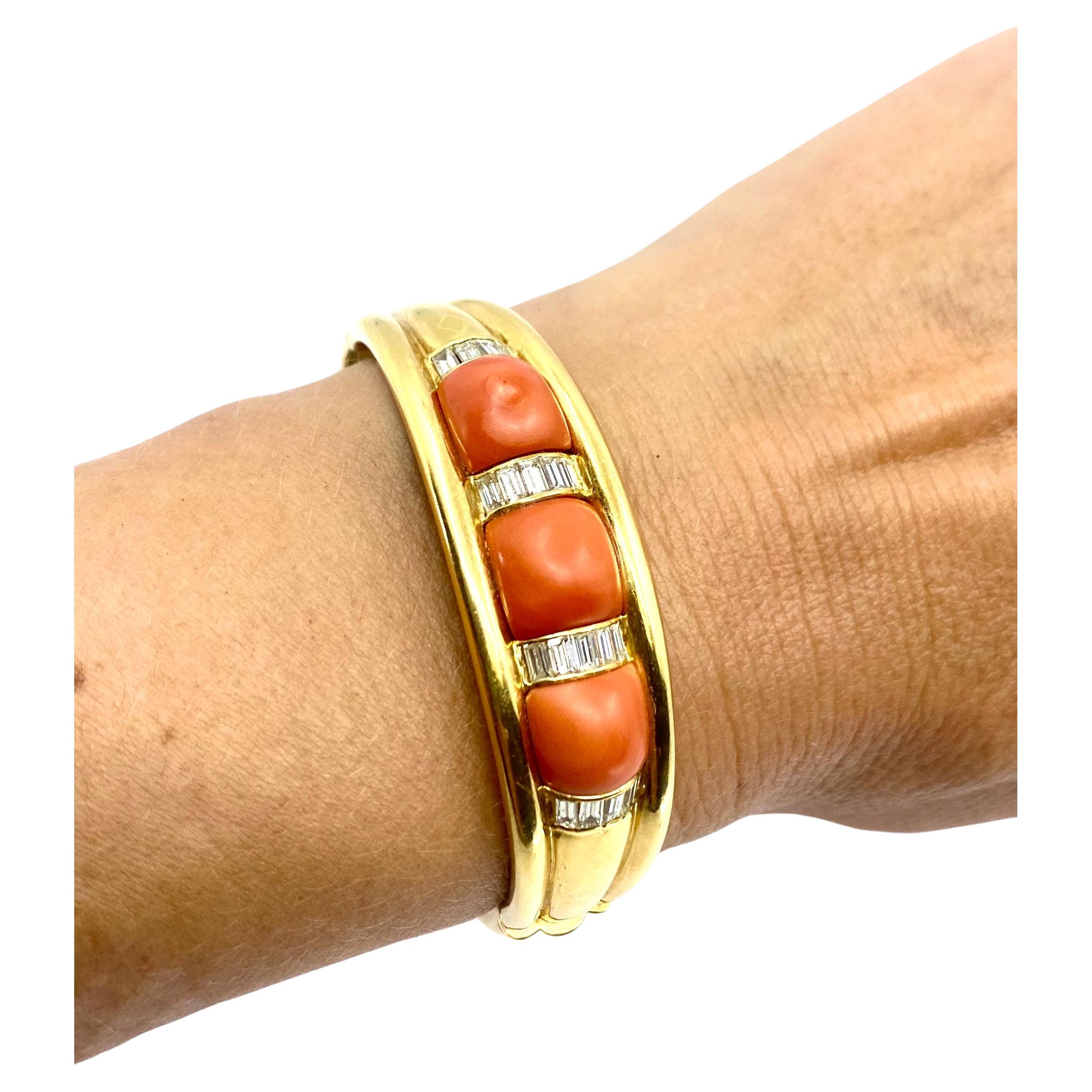 Mixed Cut French Vintage Gold Bangle Bracelet Coral Diamond For Sale