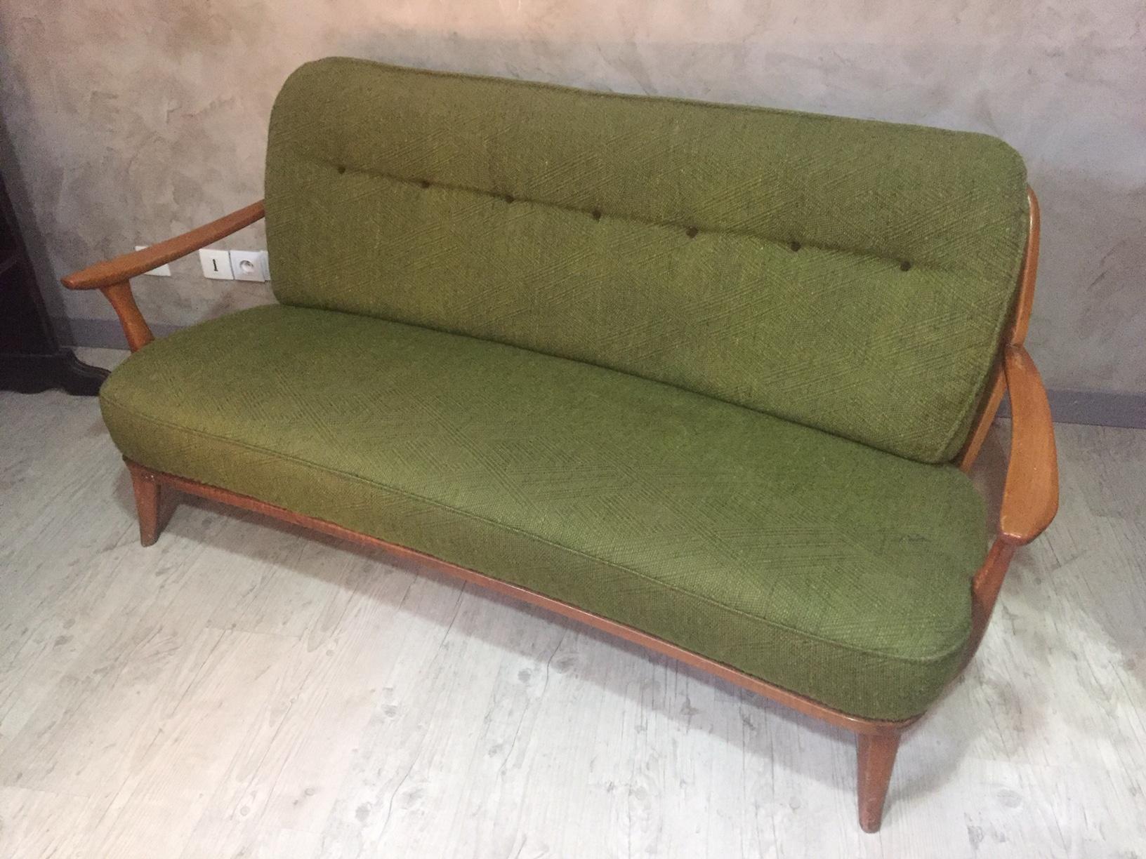 French Vintage Green Fabric Three Seater Sofa, 1960s In Good Condition In LEGNY, FR