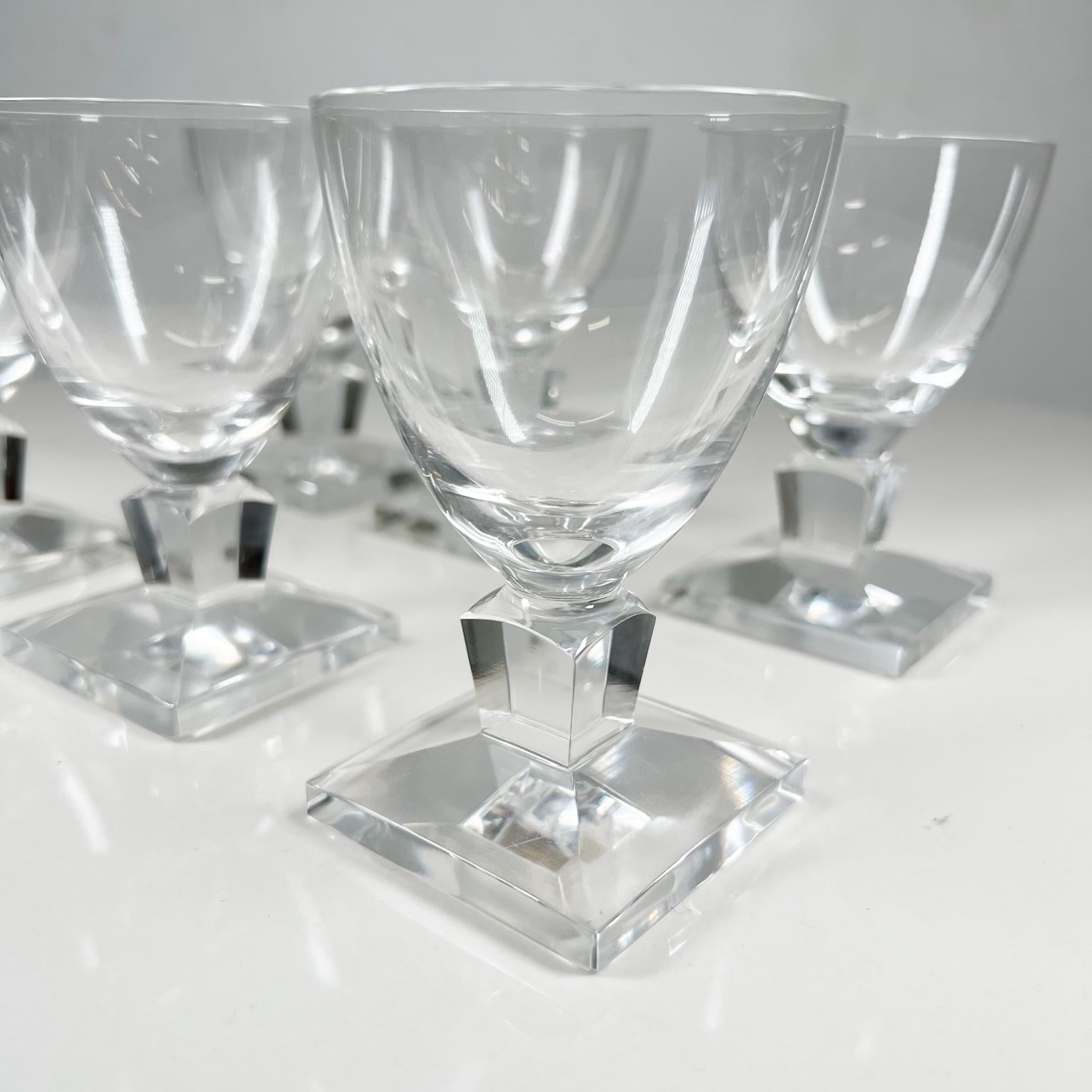 Late 20th Century French Vintage Handcraft Set of Six Crystal Wine Glasses Style of Lalique