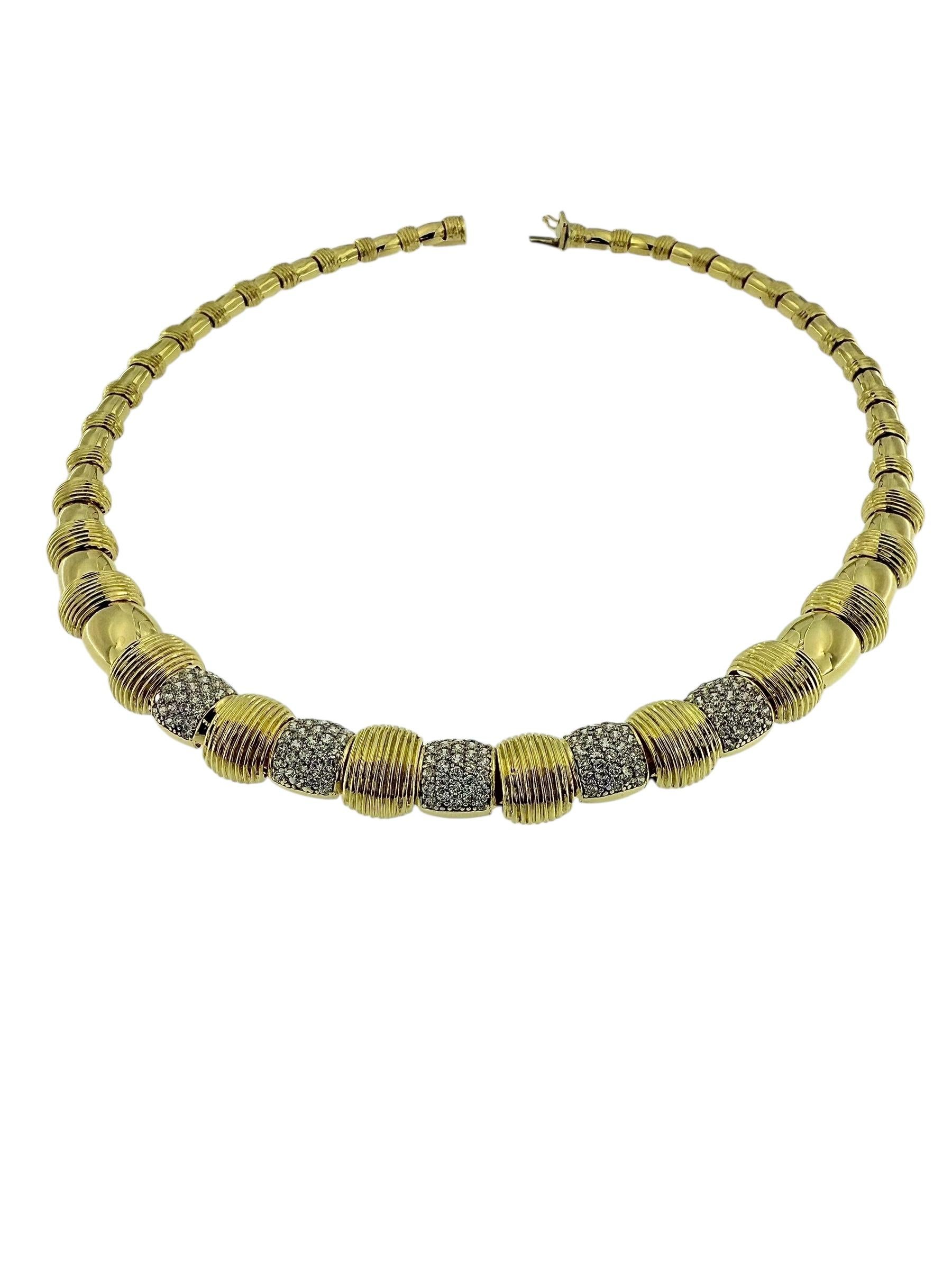 Brilliant Cut French Vintage Jewelry Set Yellow and White Gold with Diamonds For Sale