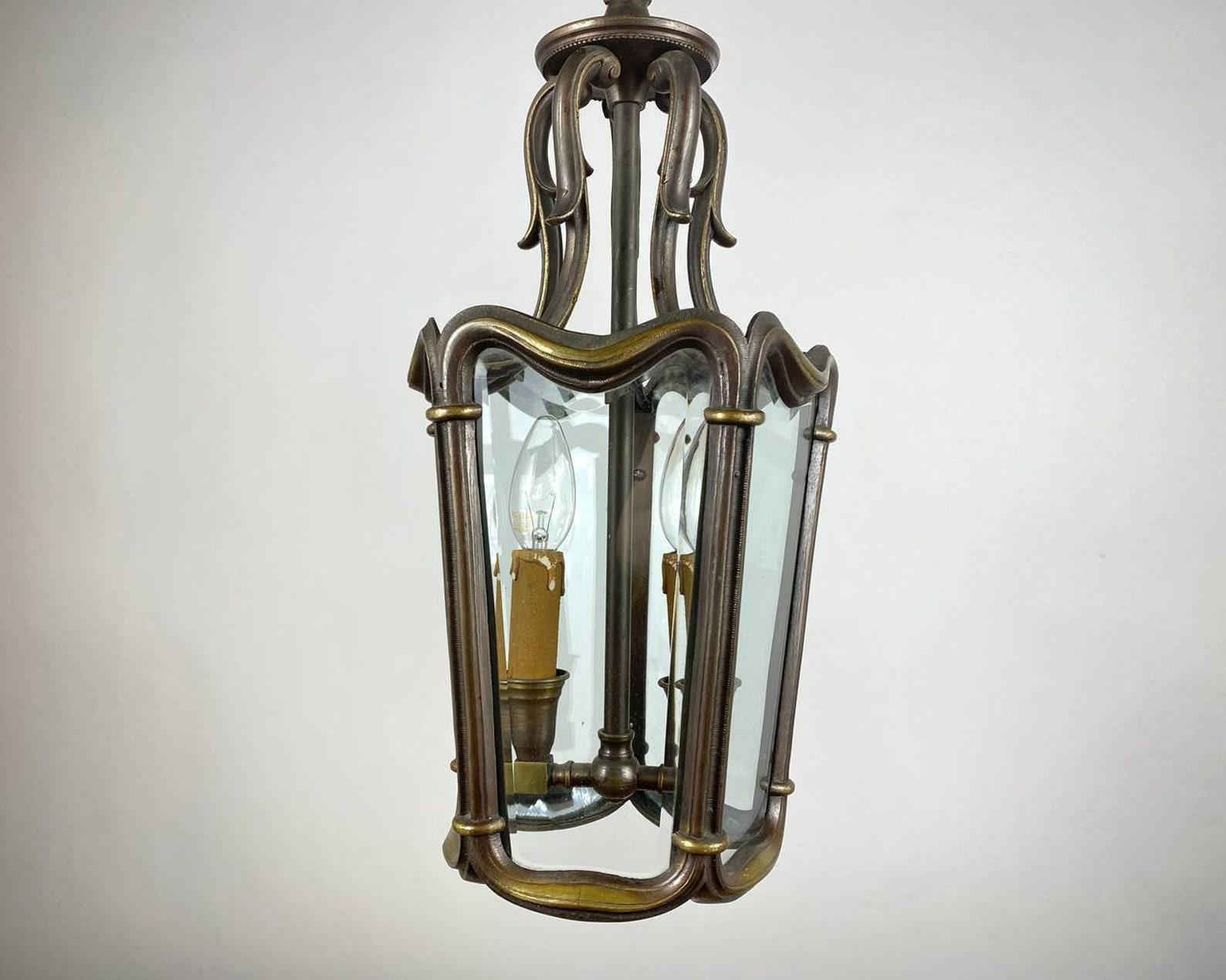 French Vintage Lantern, 1960s  Bronze & Glass lantern In Good Condition For Sale In Bastogne, BE