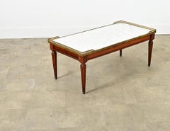 Mesa de centro vintage francesa de caoba estilo Luis XVI