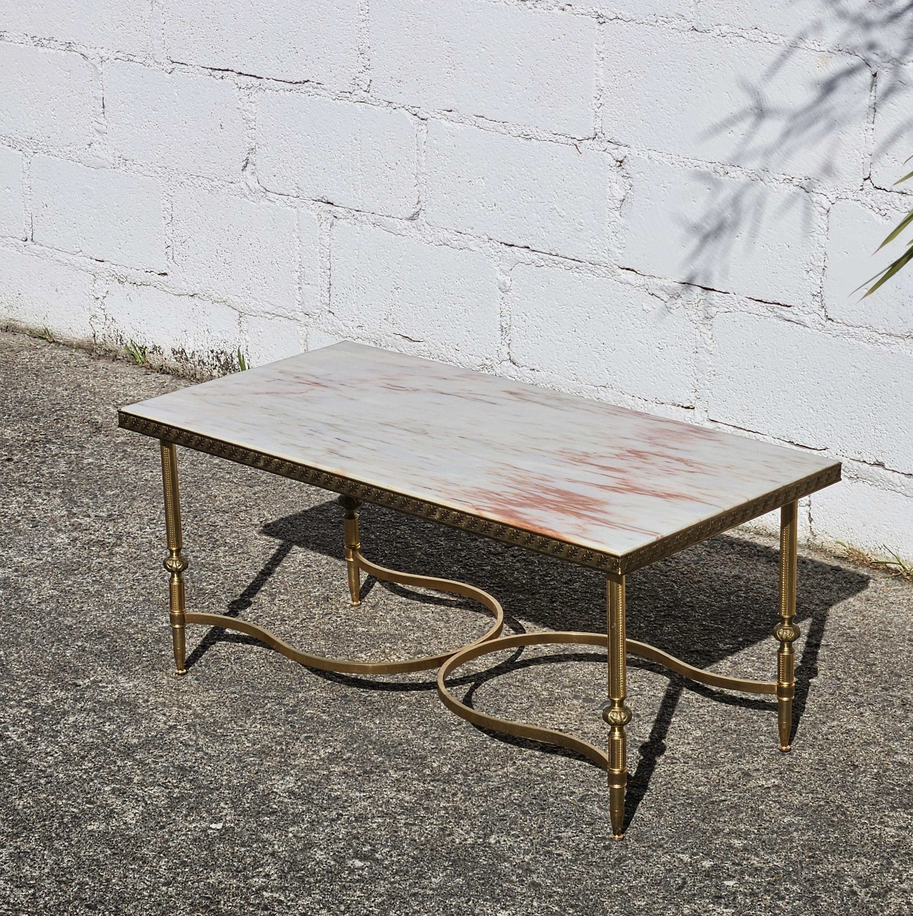French vintage Marble and Brass Coffee Table-Lounge Table-Hollywood Regency 70s In Good Condition For Sale In Bussiere Dunoise, Nouvel Aquitaine
