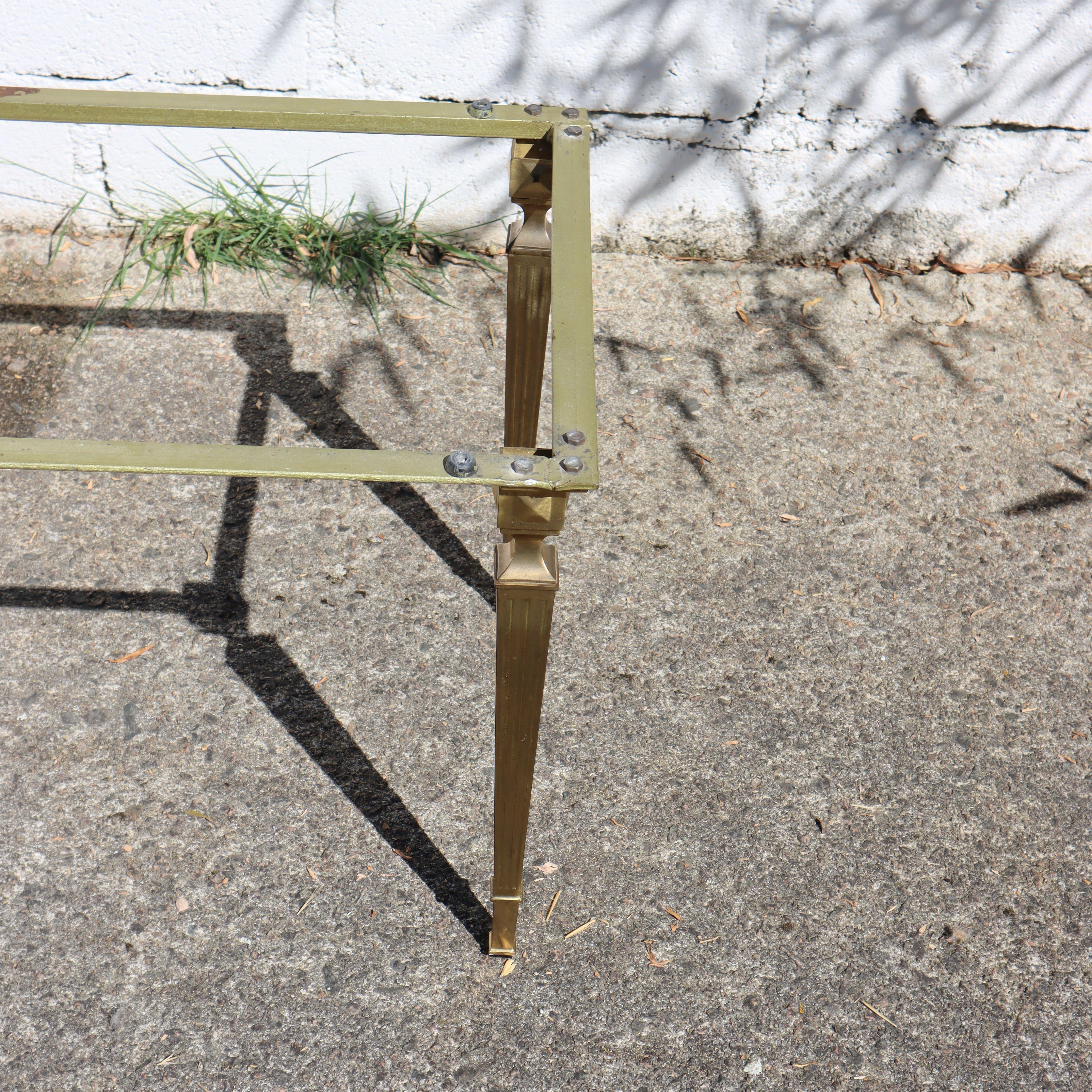 Table basse vintage française en marbre et laiton - Couvercle en verre optionnel - Table à cocktail en vente 6