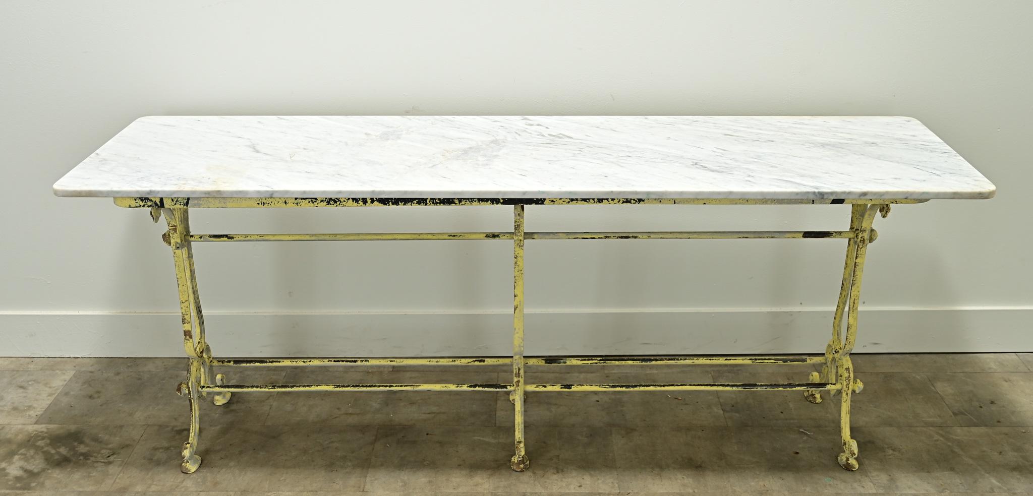 French Vintage Marble Bistro Table In Good Condition For Sale In Baton Rouge, LA