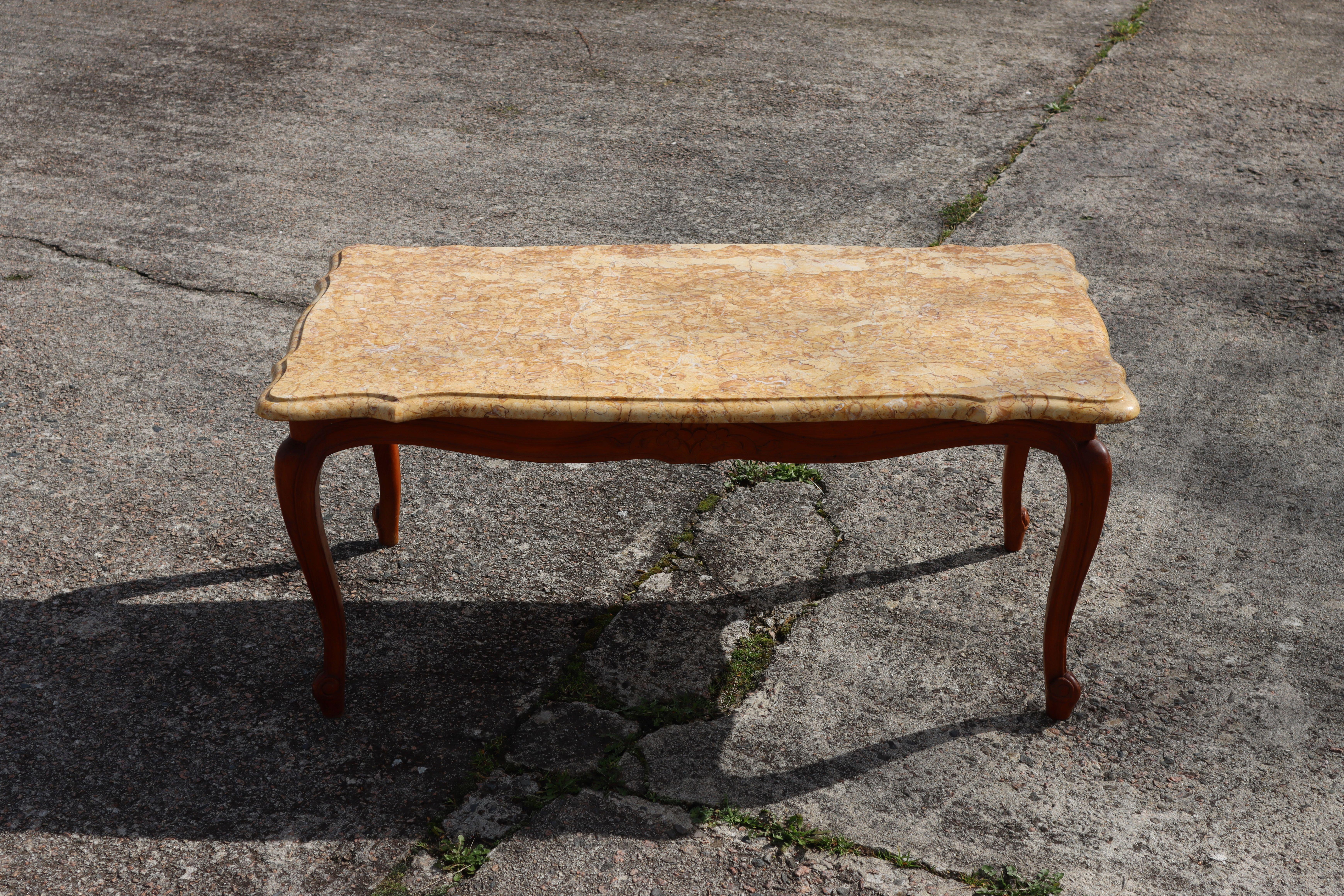 French Vintage Marble & Wood Coffee Table-Cocktail Table-Style Louis XV -70s In Good Condition In Bussiere Dunoise, Nouvel Aquitaine
