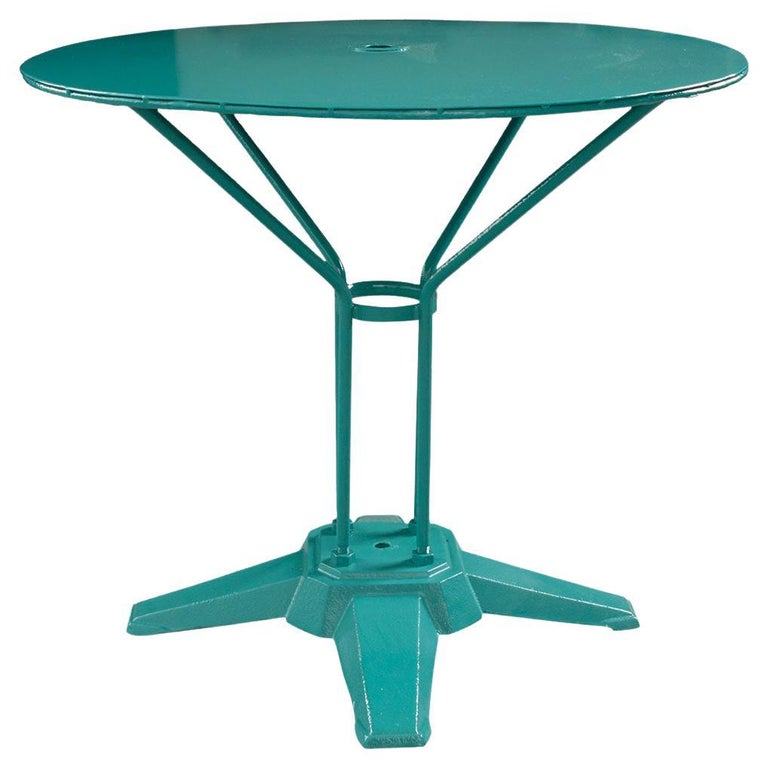 French Vintage Metal Garden Table For Sale at 1stDibs