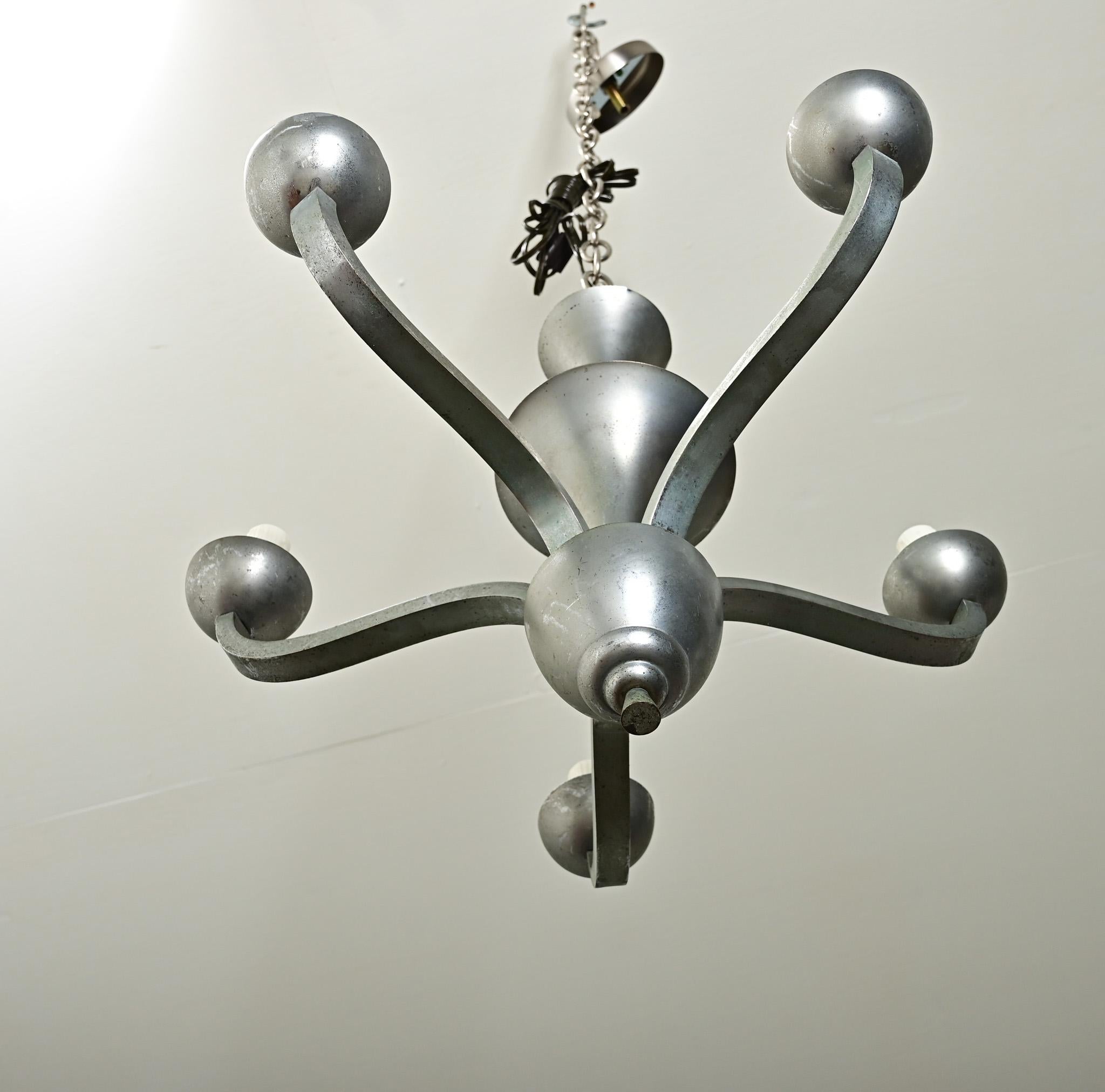 Metallo Lampadario vintage francese di metà secolo moderno in vendita