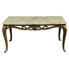 Table basse vintage française en marbre onyx et laiton style Regency, années 70