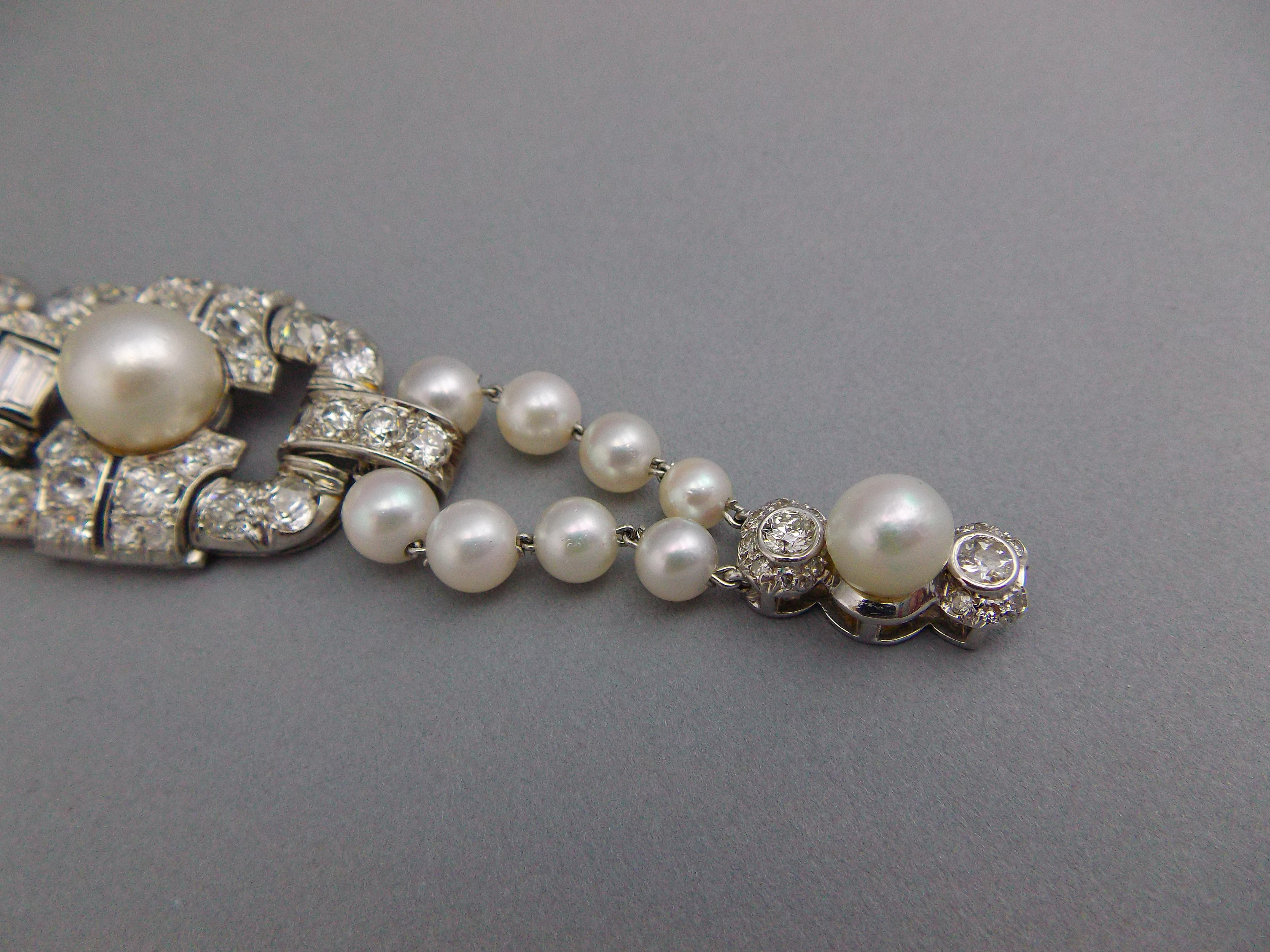 French Vintage Platinum 18K White Gold Cultured Pearl Diamond Bracelet In Good Condition For Sale In New York, NY