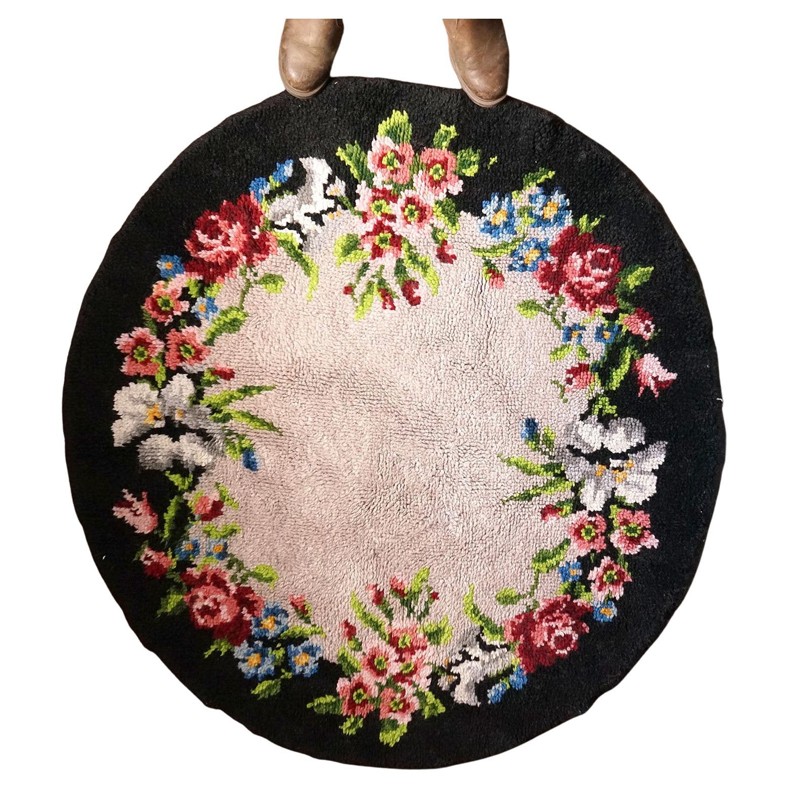 Vintage French Pure Wool Handmade Latch Hook Floral Rug, 1940s For Sale at  1stDibs