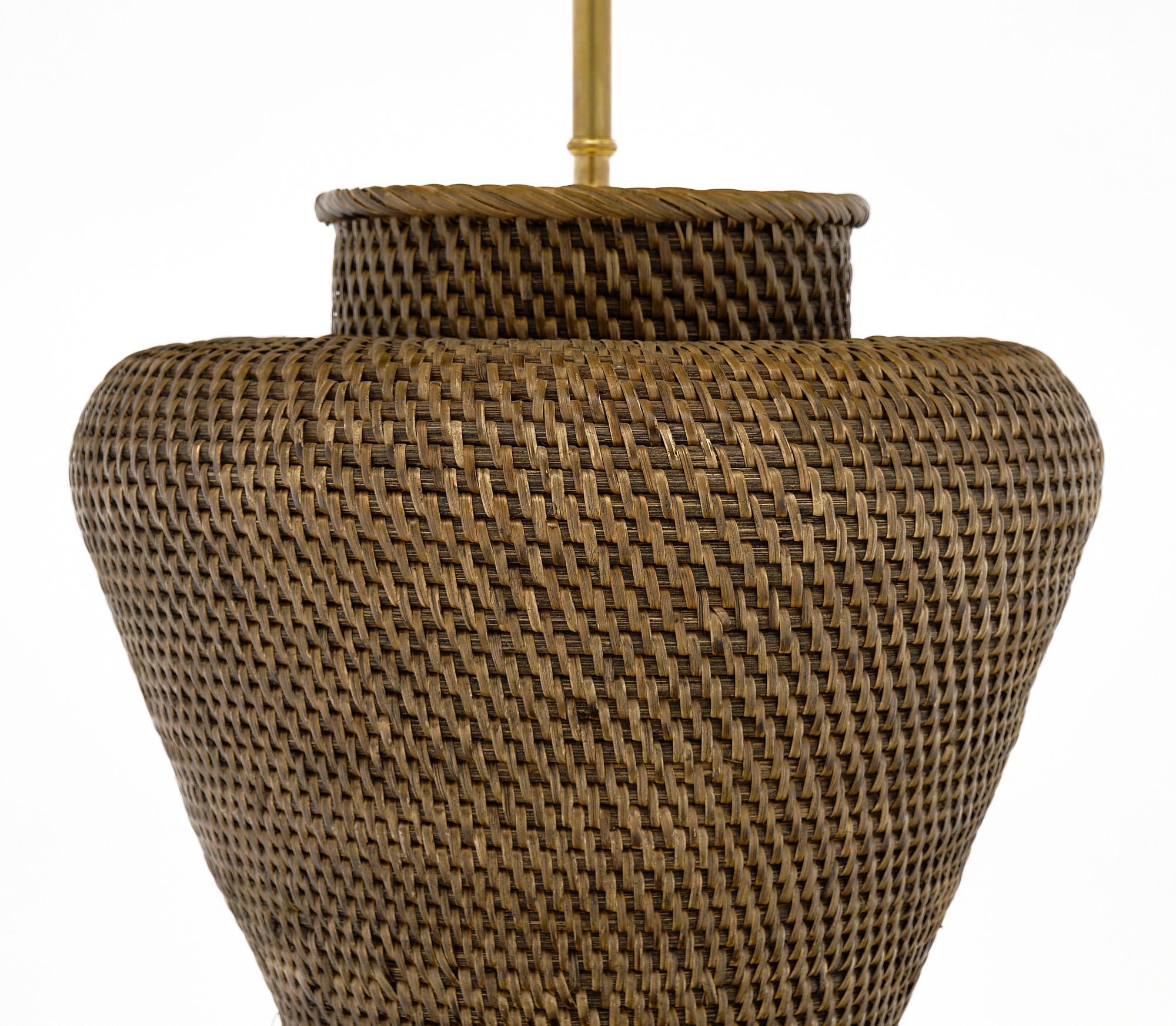 French Vintage Rattan Table Lamp 3