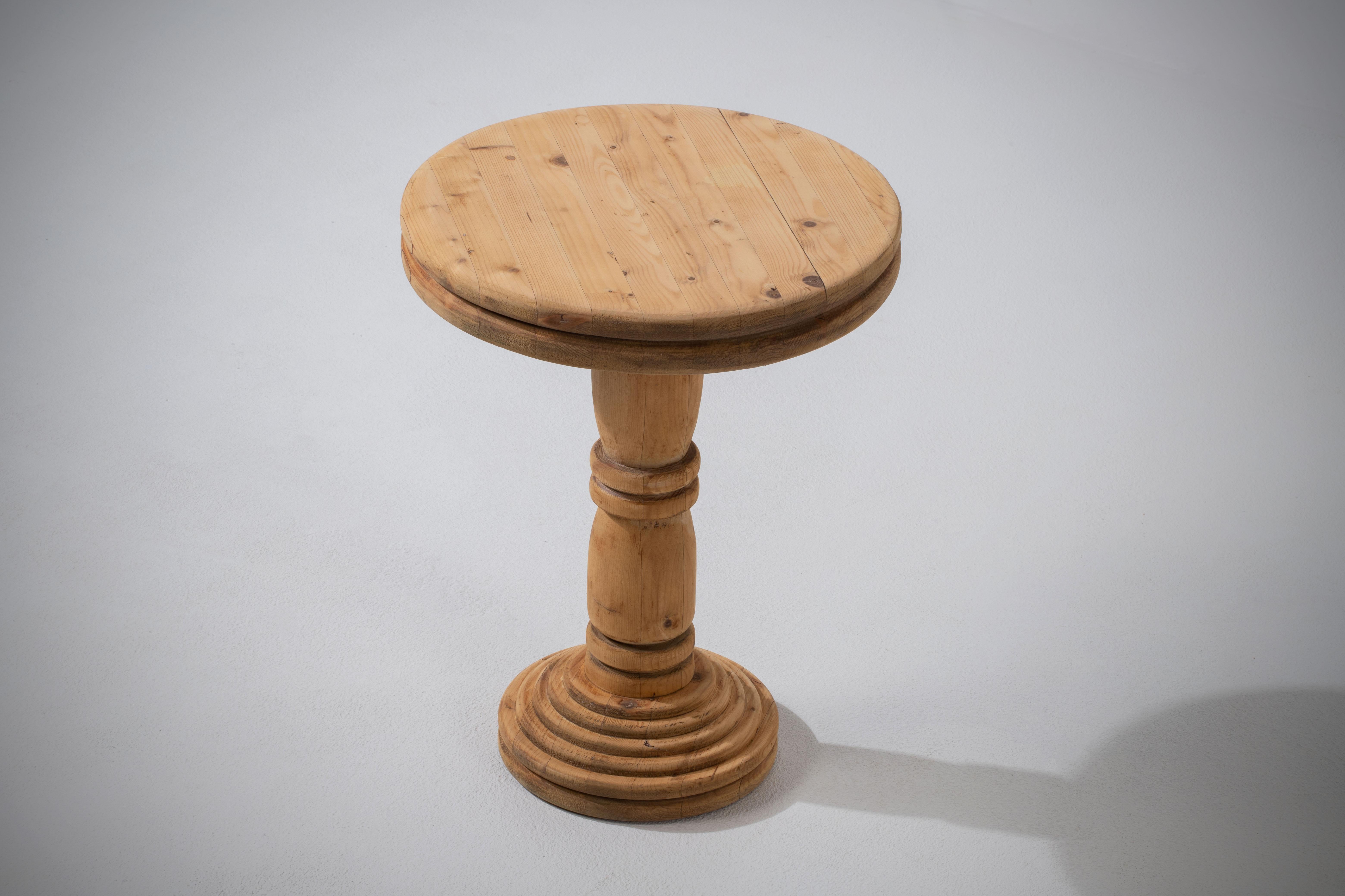 French Vintage Raw Pine Pedestal For Sale 4
