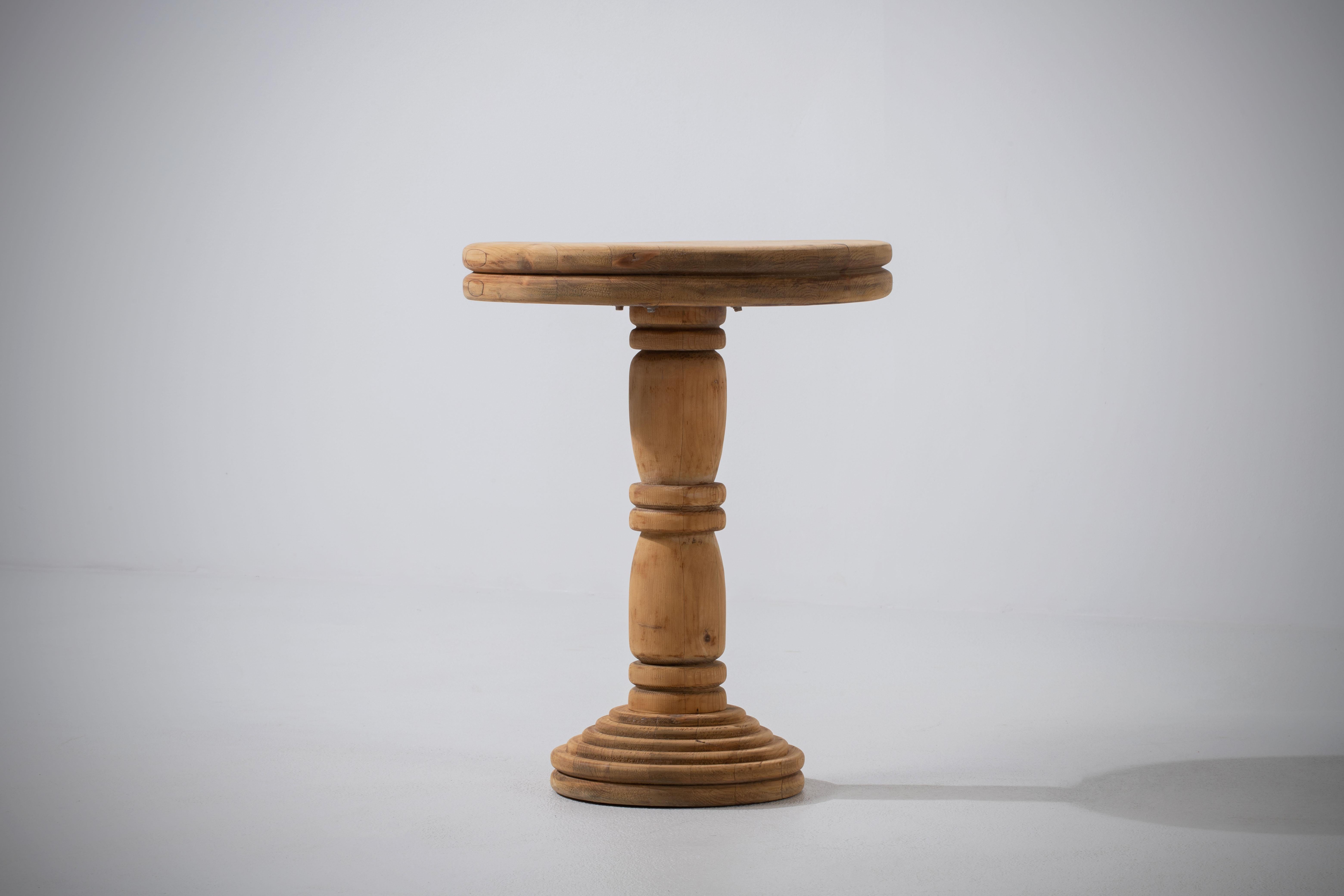 French Vintage Raw Pine Pedestal For Sale 1