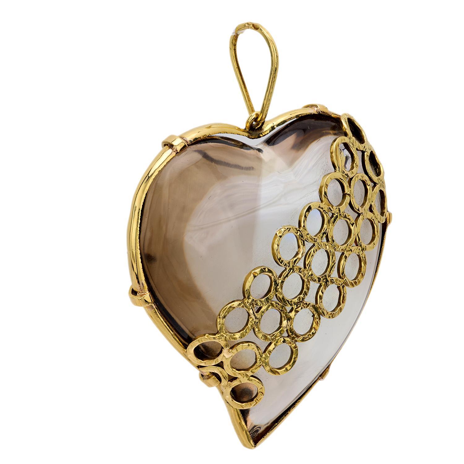 Modern French vintage rock crystal 18k yellow gold heart pendant For Sale
