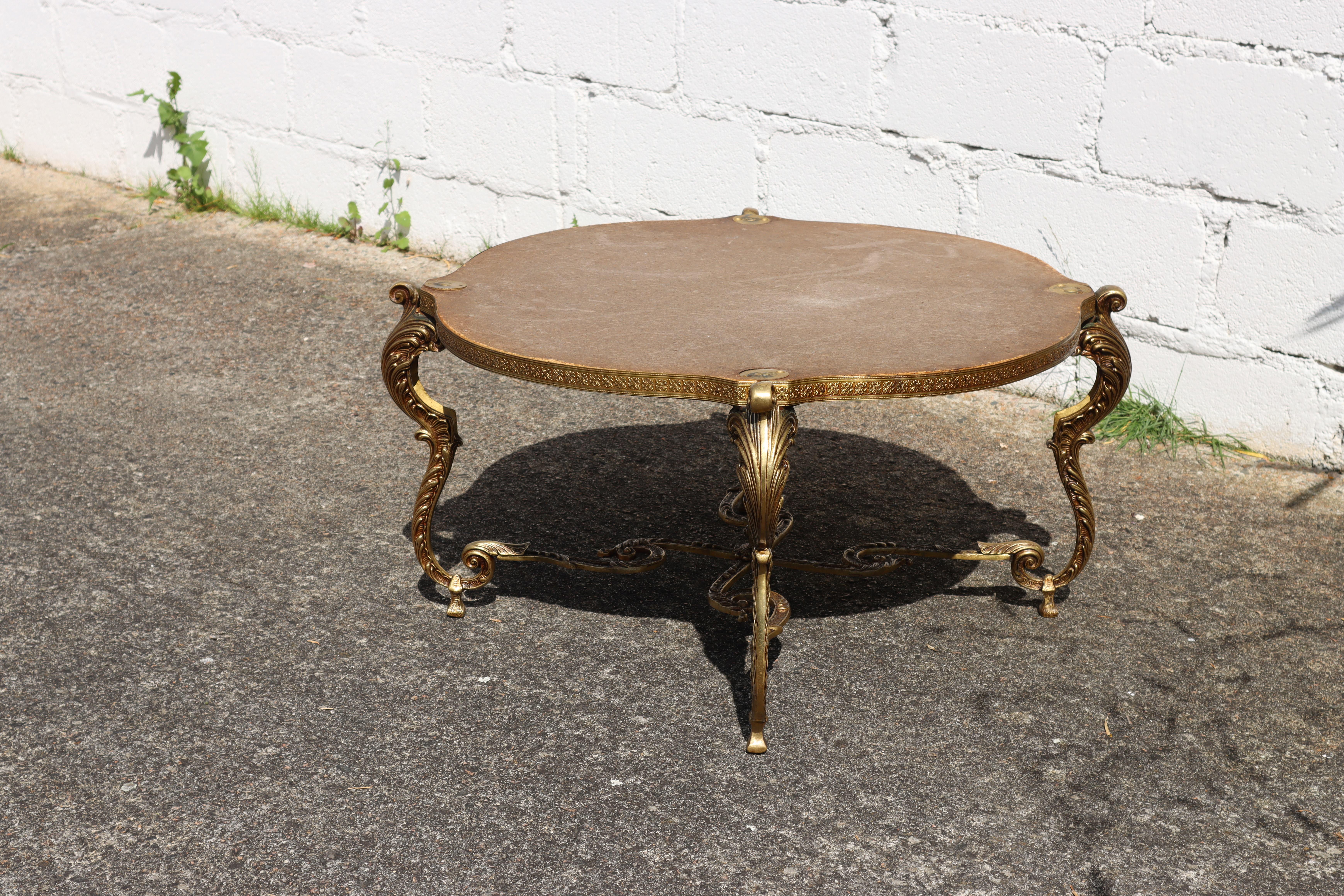 French Vintage round Marble Brass Coffee Table-Lounge Table-Style Louis XV-60s 11