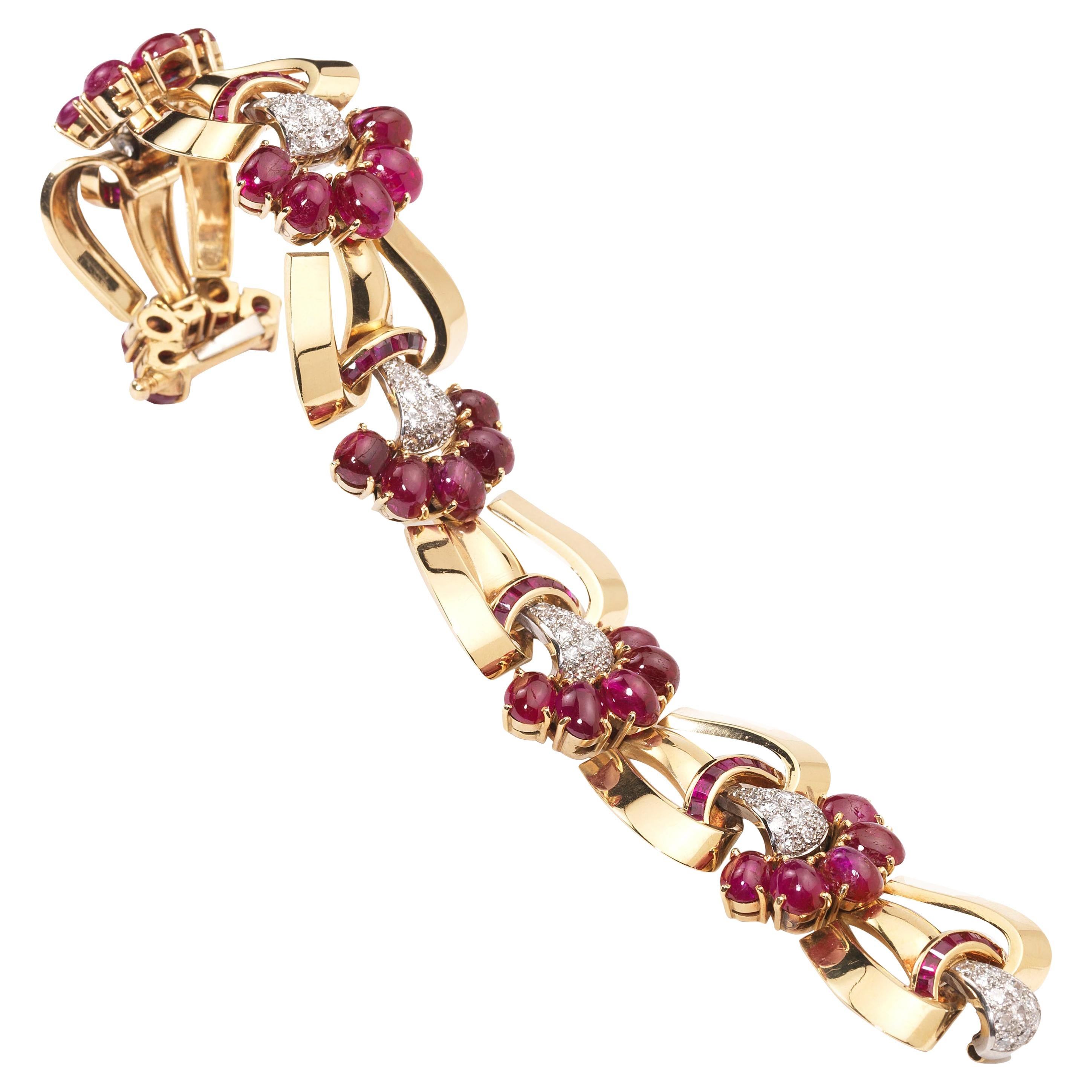 French Vintage Ruby, Diamond and Gold Bracelet, circa 1947 For Sale