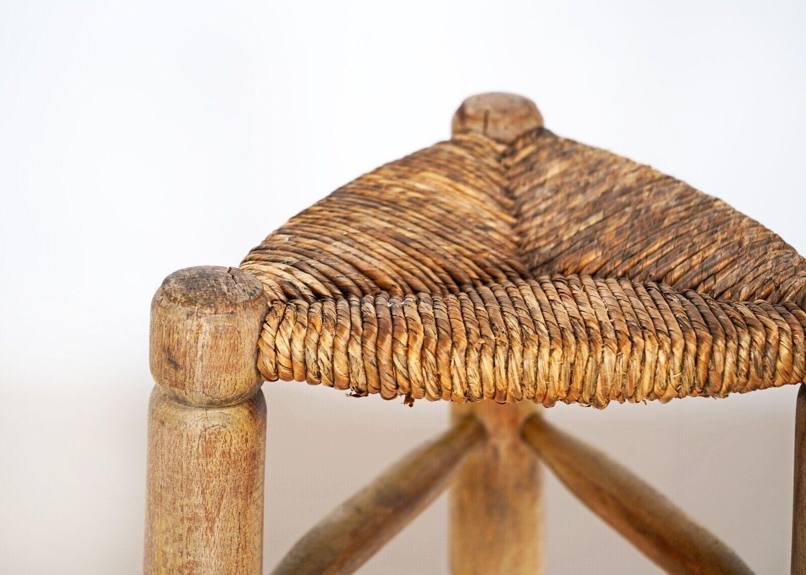 French Vintage Rush Triangular Weaved Stool In The Style Of Charles Dudouyt For Sale 3