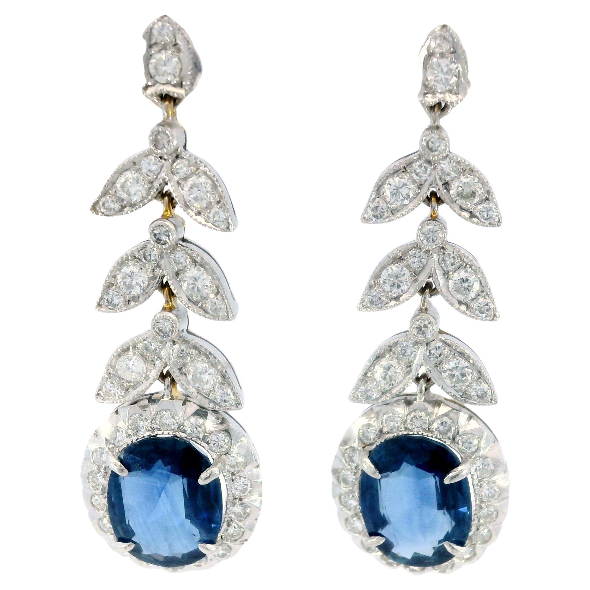Orecchini con zaffiro francese e diamante in oro bianco 18 carati ~6,23ctw
