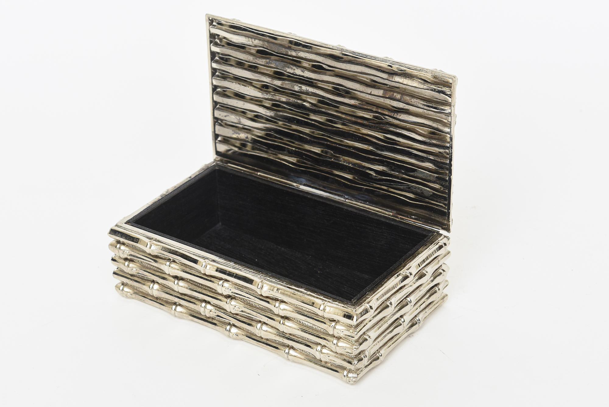 Französisch Vintage Silber Platte Bambus Design aufklappbare kleine Box Schreibtisch Accessoire (Versilberung) im Angebot