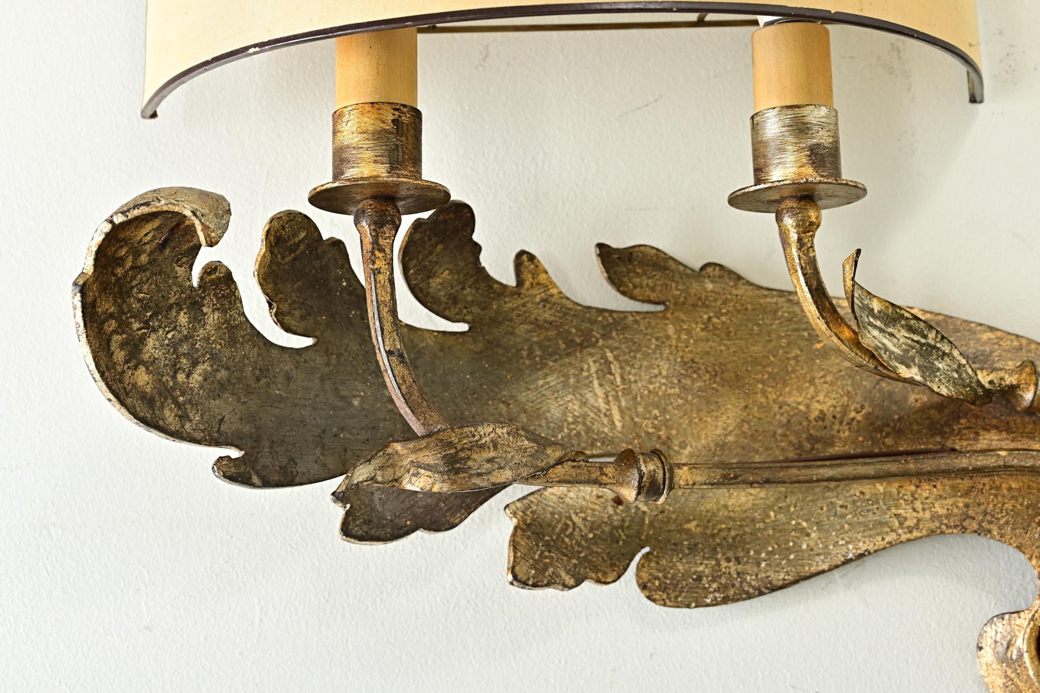 Einzelne französische Vintage-Bronze-Leuchte (Gegossen)
