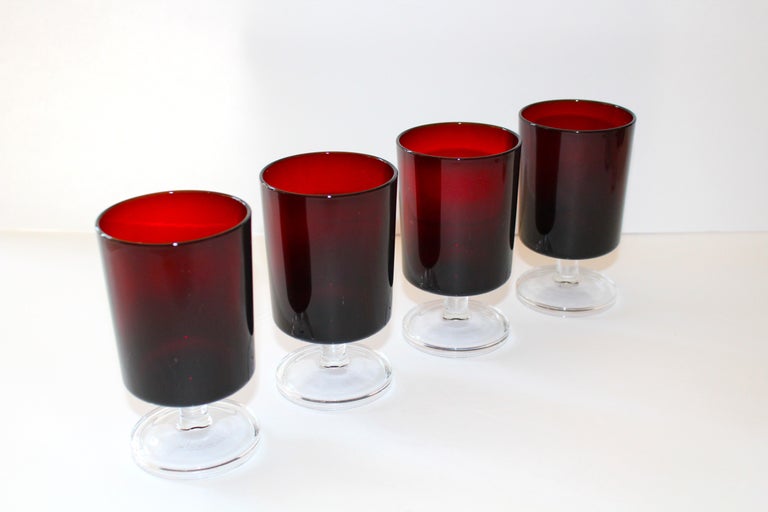 French Vintage Stemware Glasses in Ruby Red, Set of Eight, c. 1960s In Good Condition For Sale In Fort Lauderdale, FL