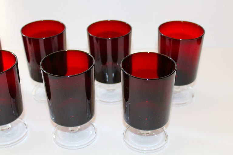French Vintage Stemware Glasses in Ruby Red, Set of Eight, c. 1960s For Sale 2