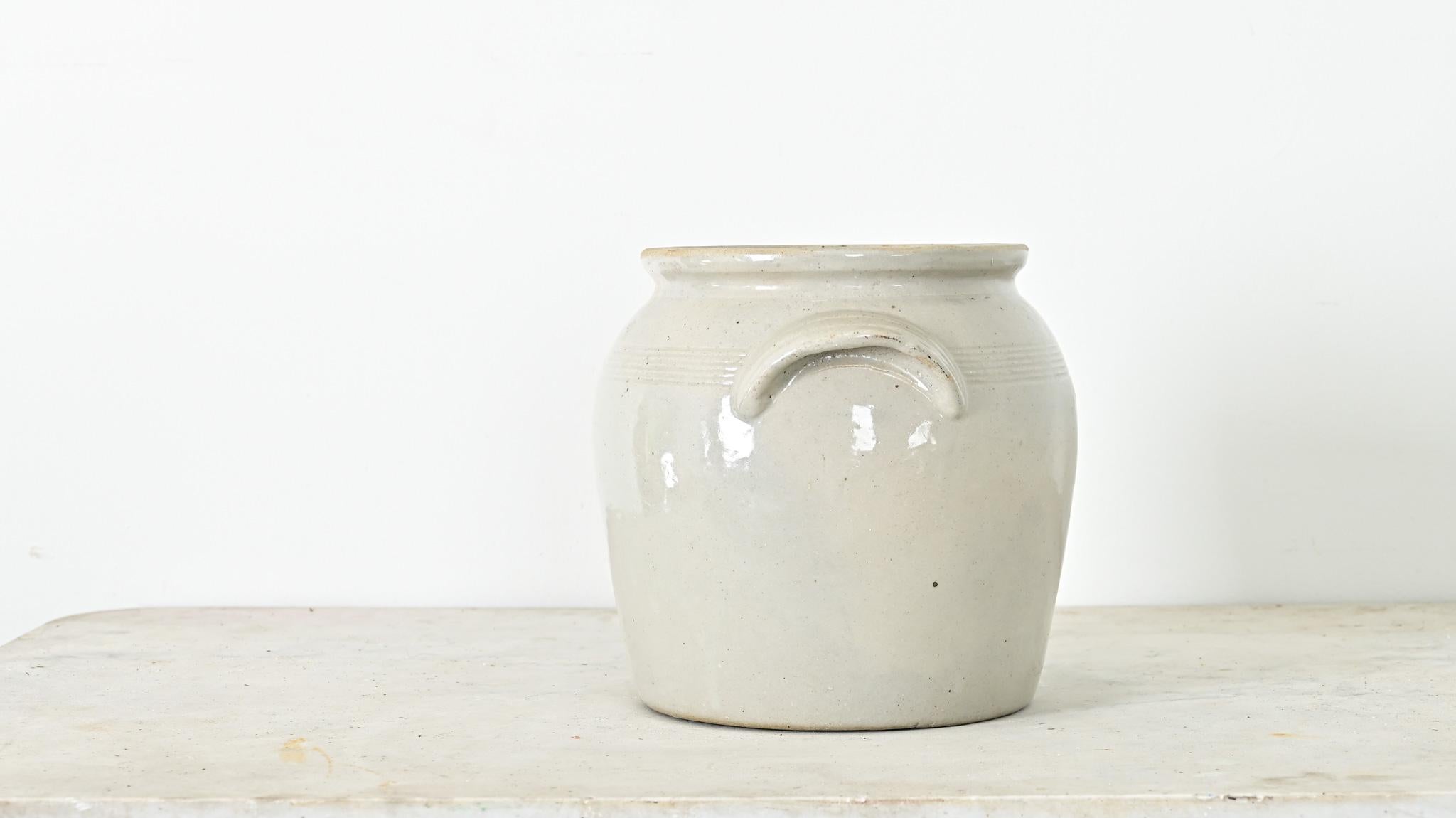 French Vintage Stoneware Confit Crock (Französisch) im Angebot