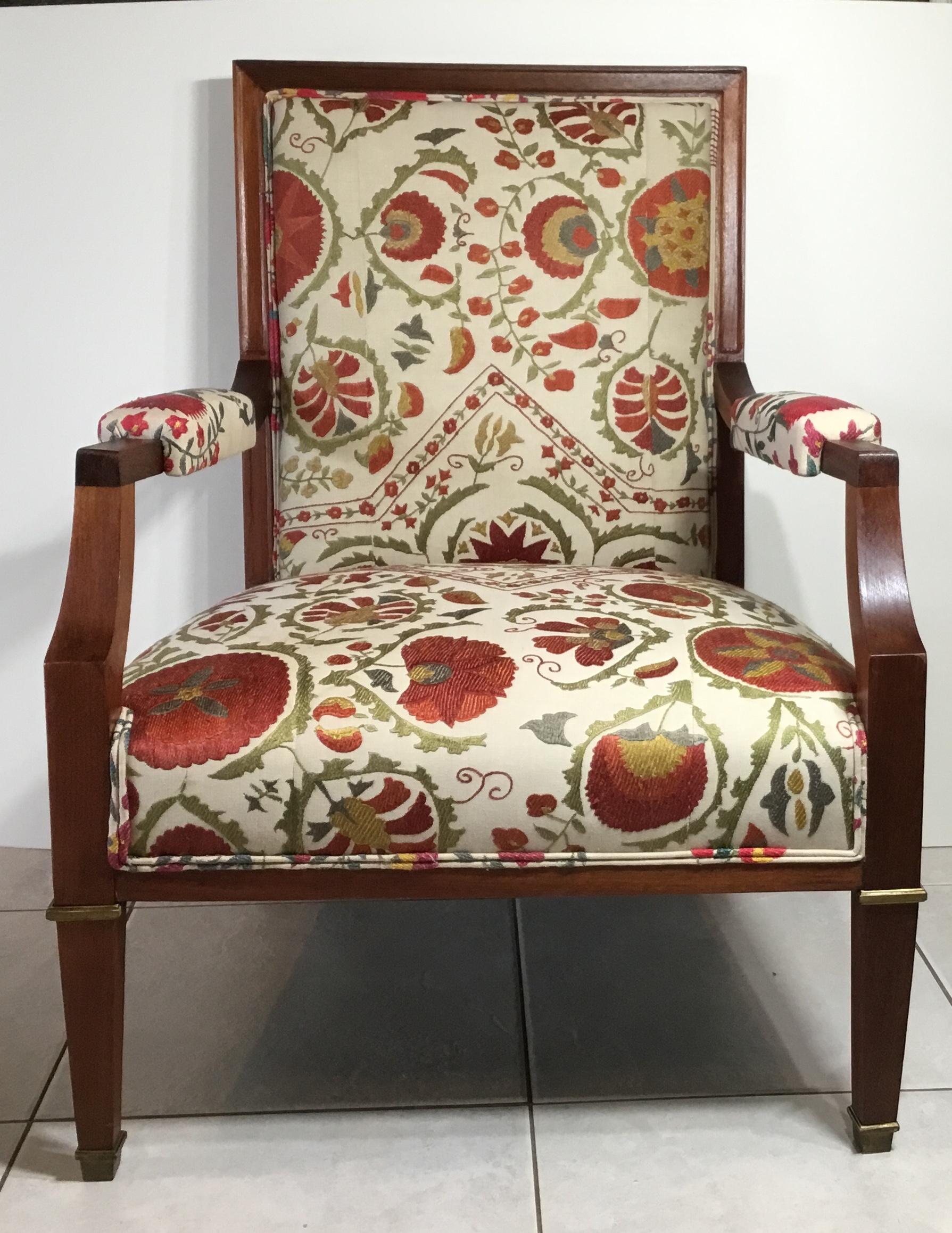 French Vintage Suzani Armchair 10