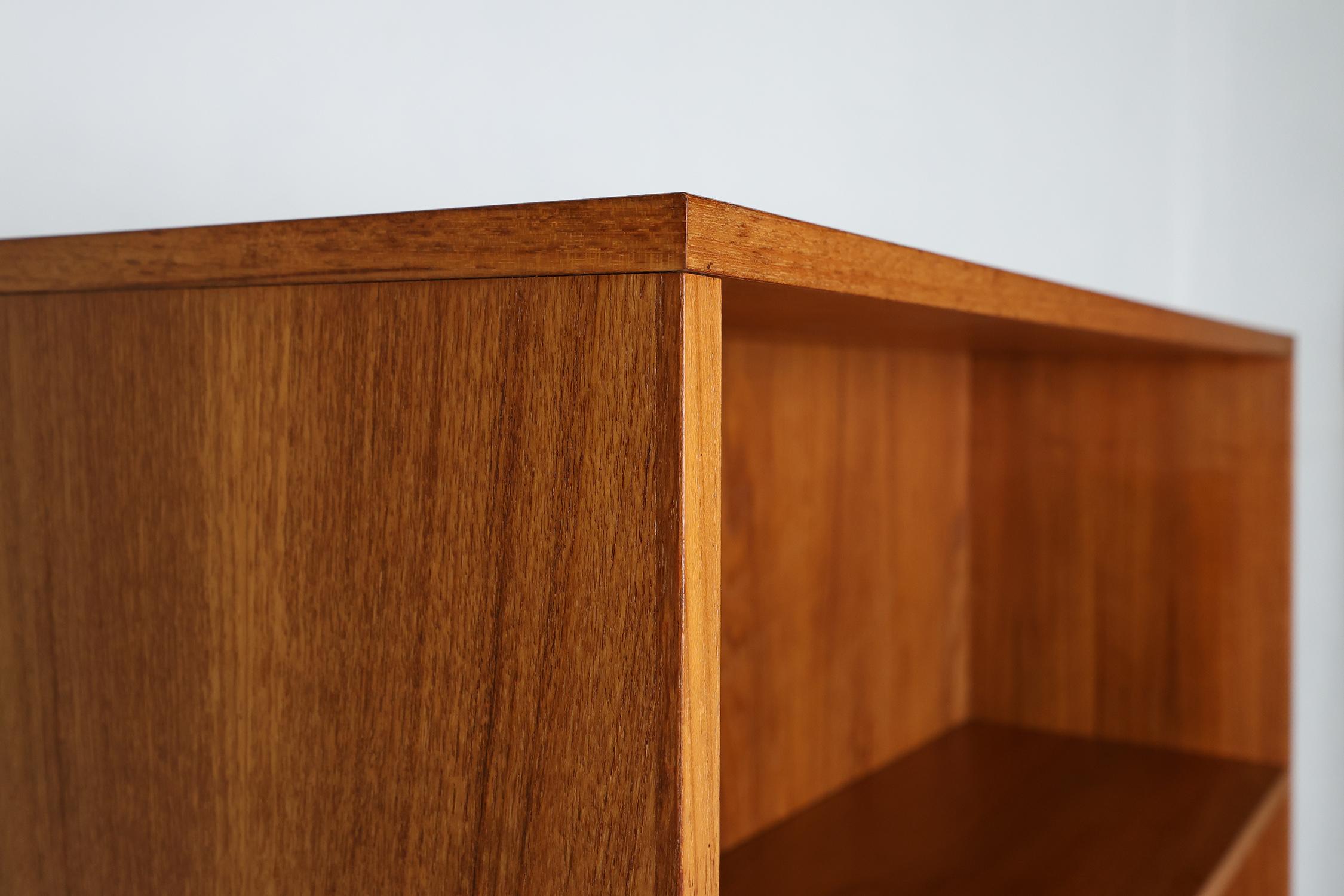 Mid-20th Century French vintage teak bookcase with 2 shelves from the 1960s For Sale