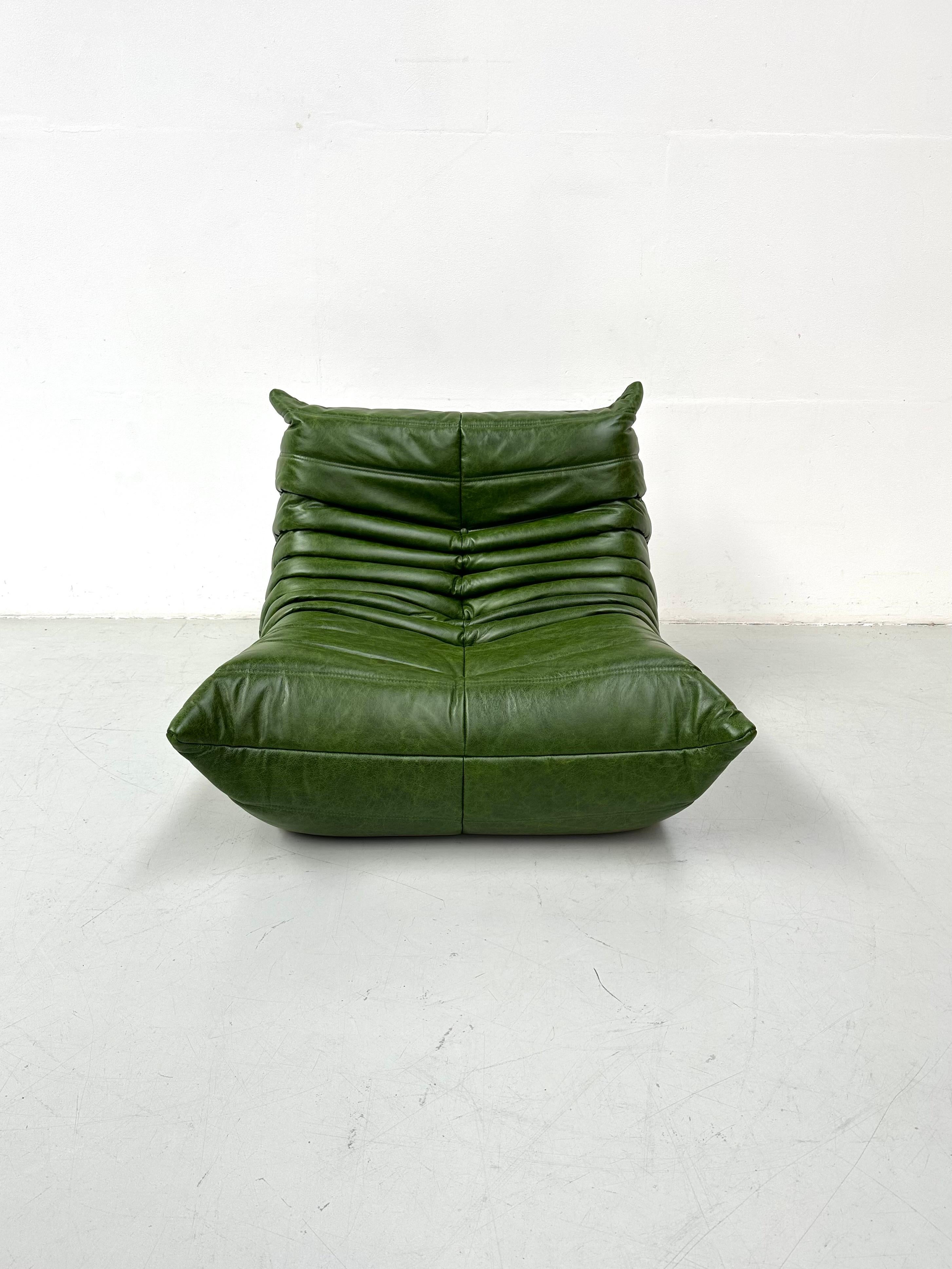 The Togo was designed by Michel Ducaroy in 1973 for Ligne Roset. It is the first chair ever made only of foam and leather. The innerwork consists of foam in 5 different densities.