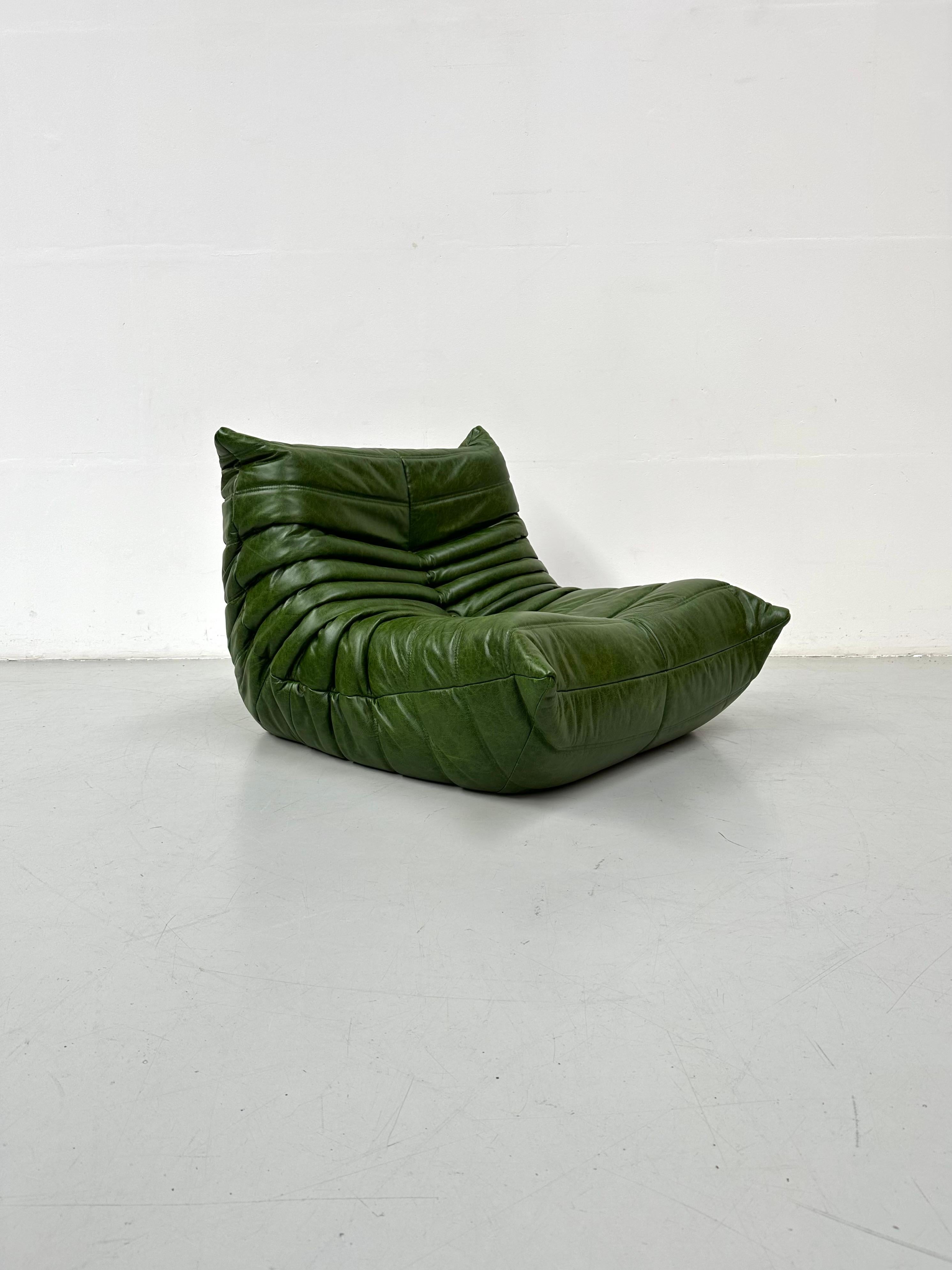 Mid-Century Modern French Vintage Togo Chair in Green Leather by Michel Ducaroy for Ligne Roset