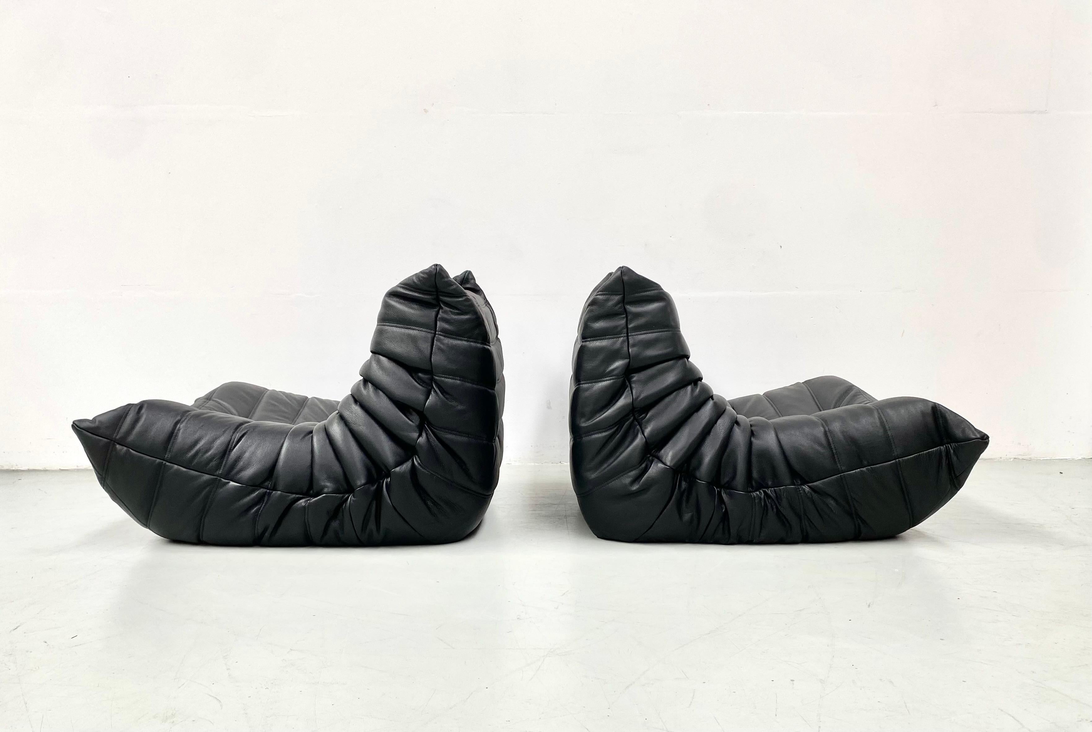 French Vintage Togo Chairs in Black Leather by Michel Ducaroy for Ligne Roset. In Excellent Condition In Eindhoven, Noord Brabant